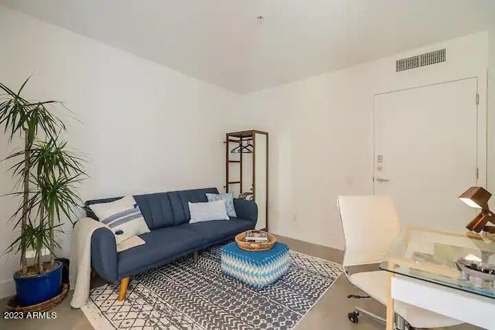 7047 E EARLL Drive # 1002