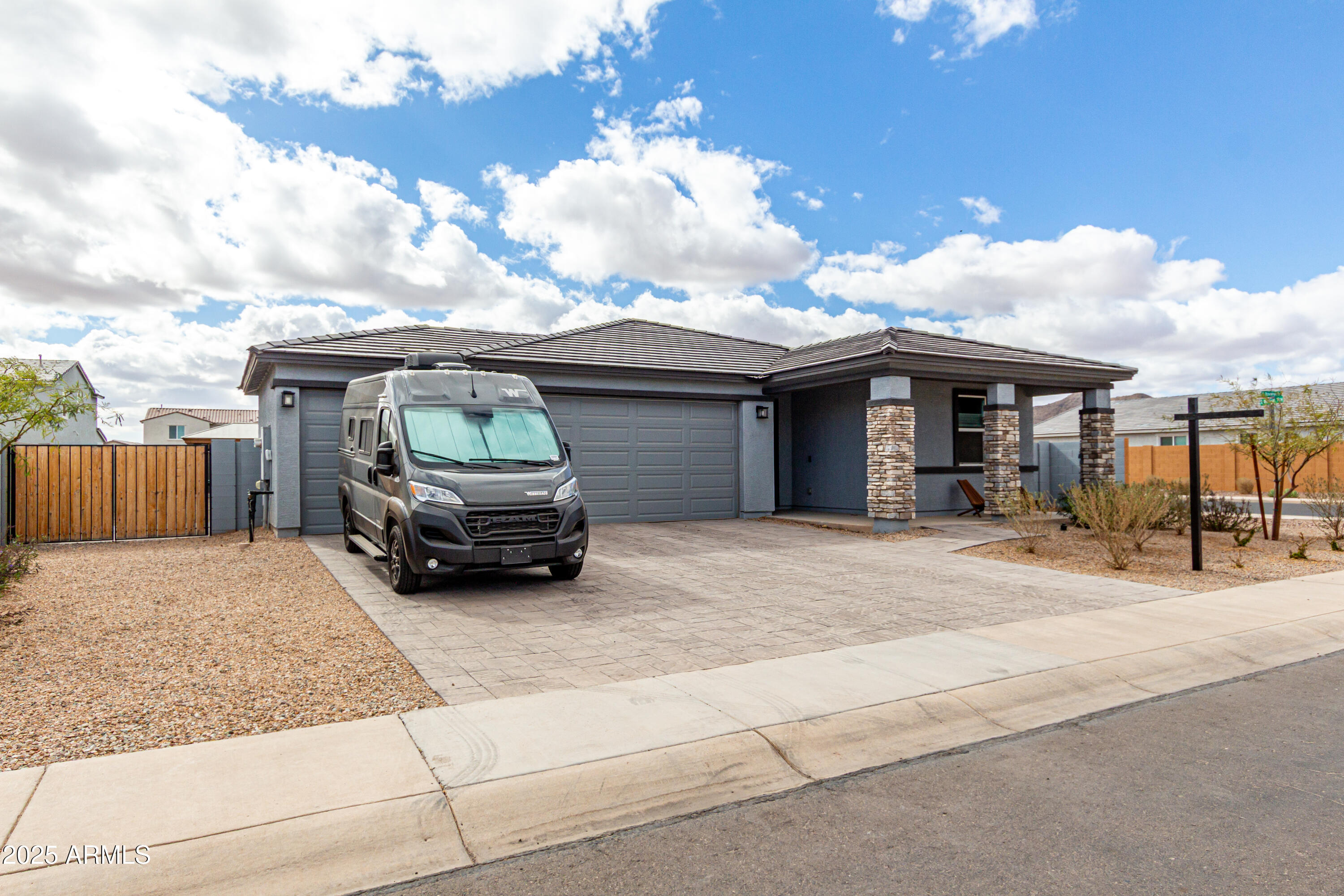 2013 E BROOKLYN Drive