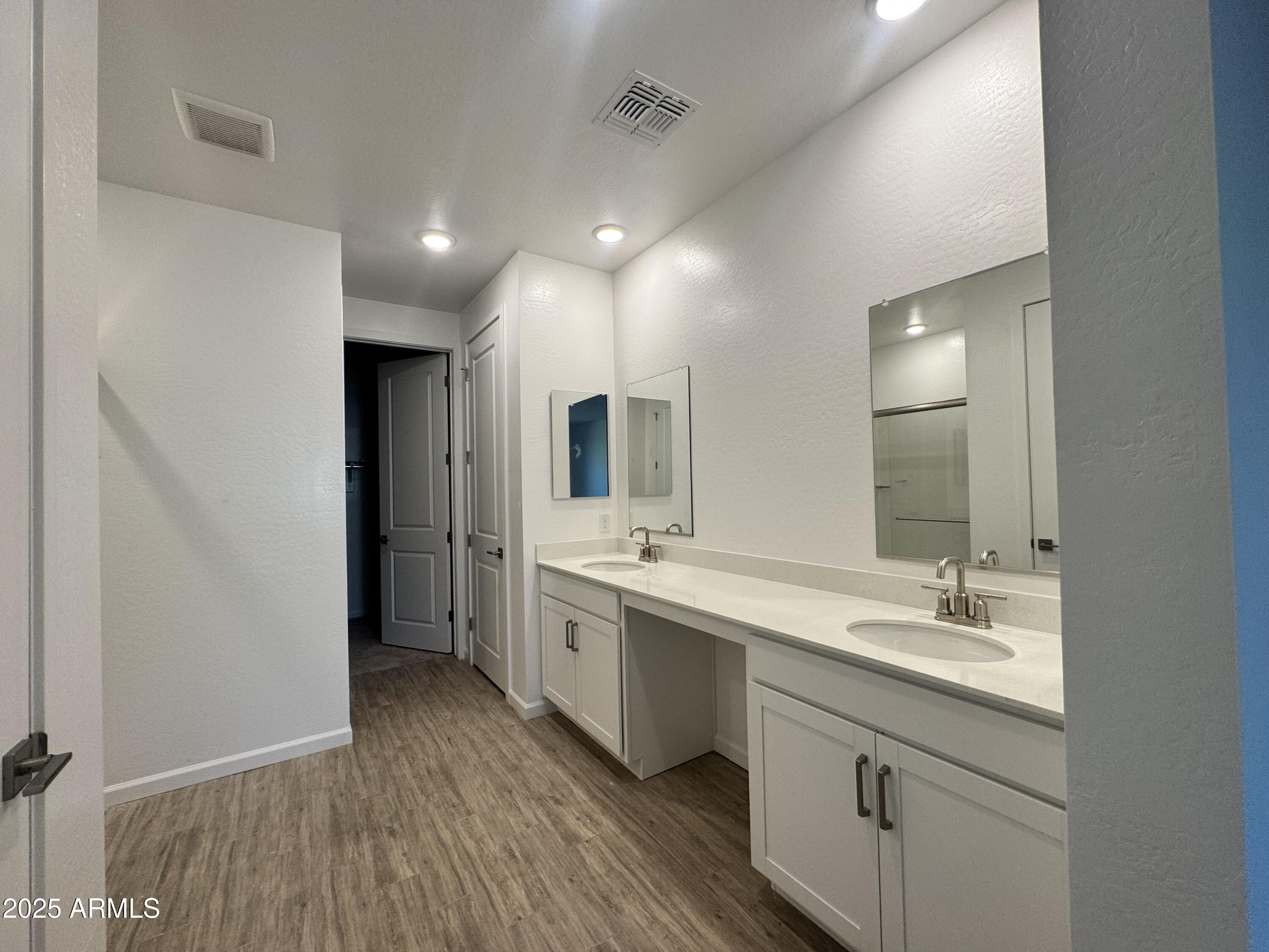 15781 W CHERYL Drive