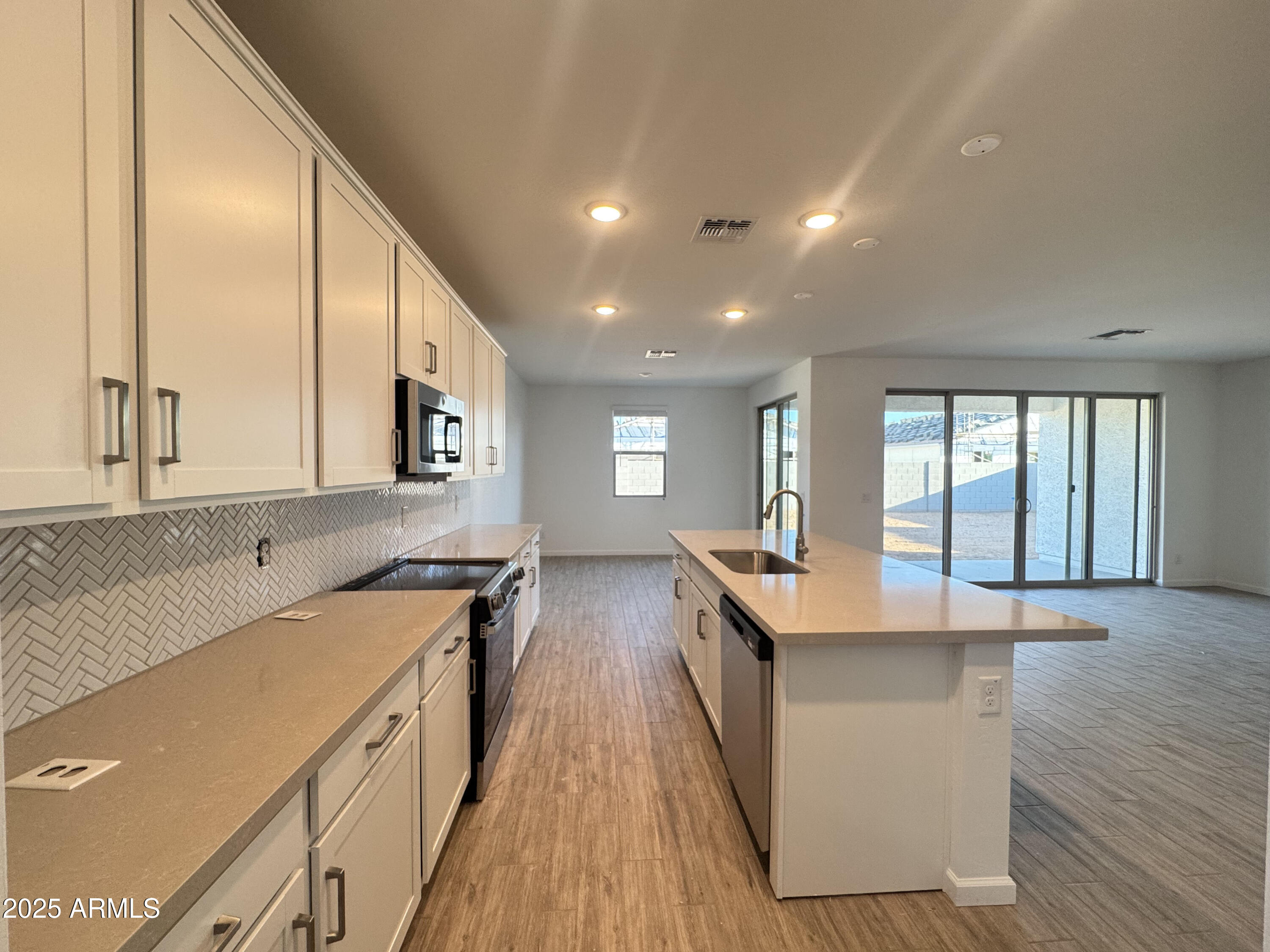 15781 W CHERYL Drive