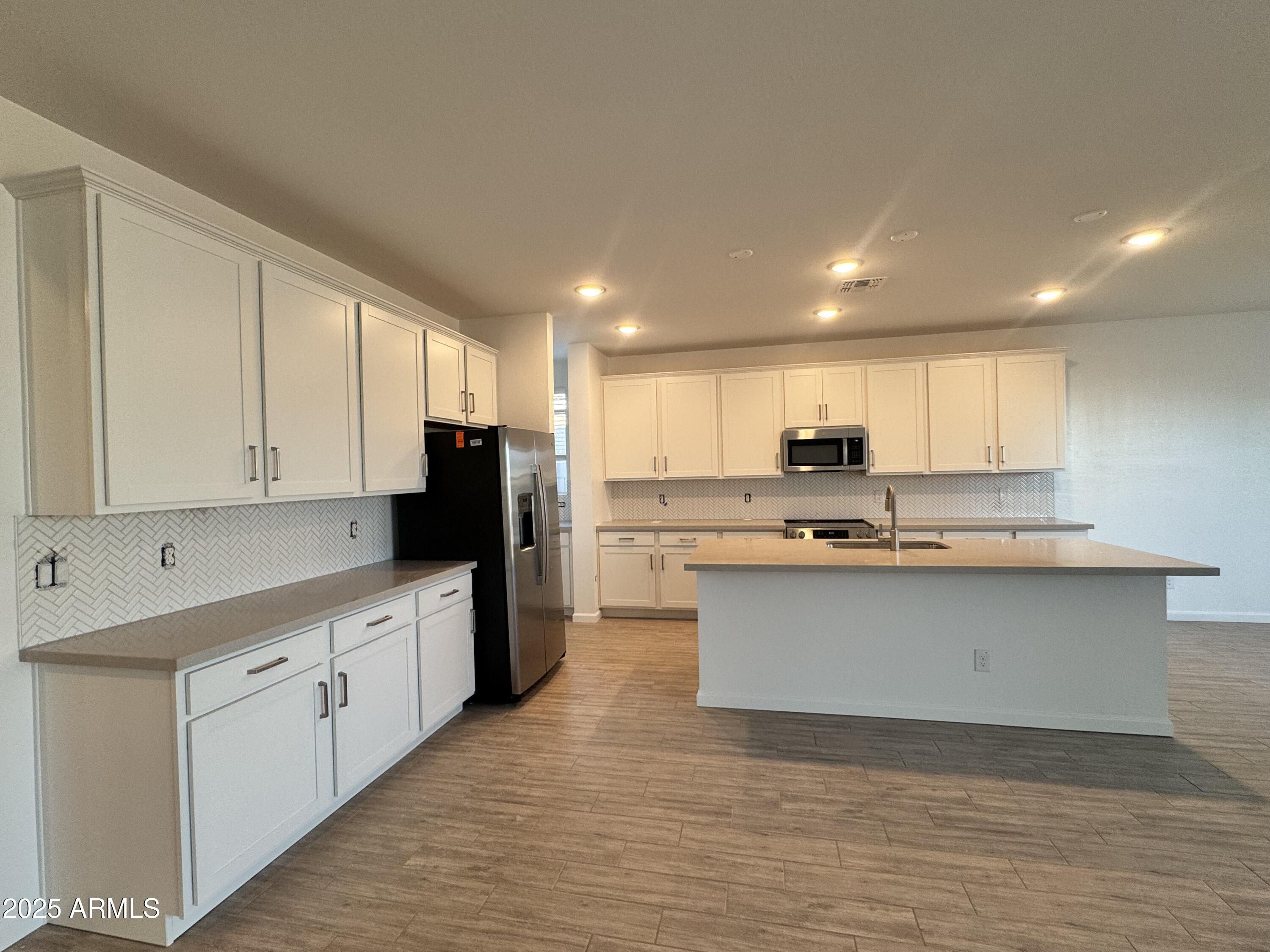 15781 W CHERYL Drive