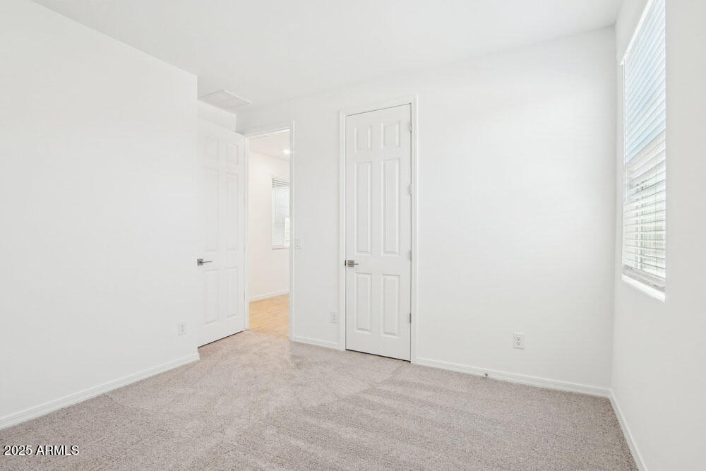 2707 E ABE TRUCKLE Avenue