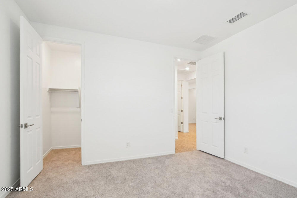 2707 E ABE TRUCKLE Avenue