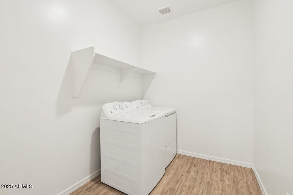 2707 E ABE TRUCKLE Avenue