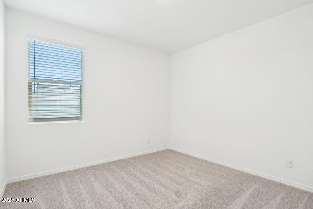 2707 E ABE TRUCKLE Avenue