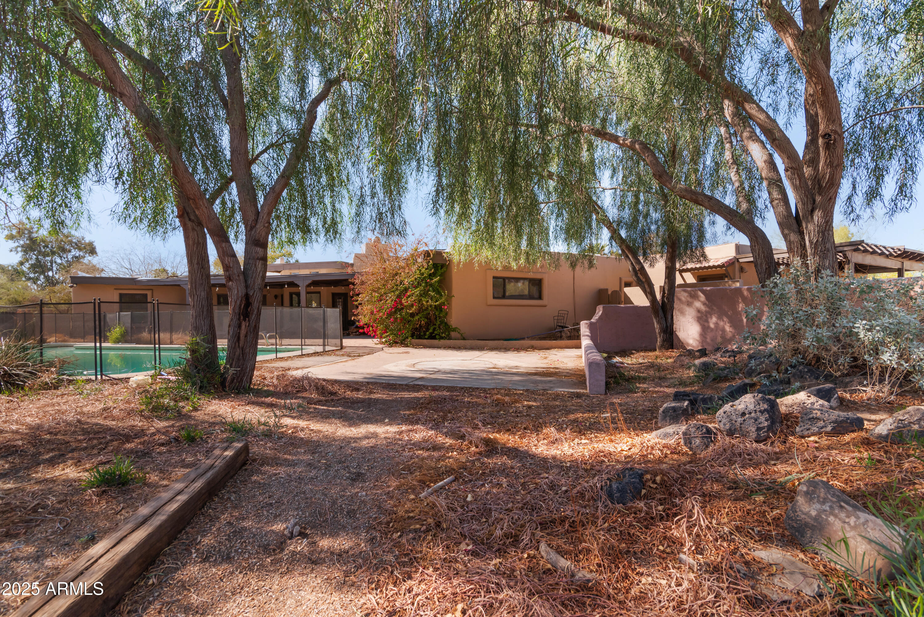 11823 N 76TH Way
