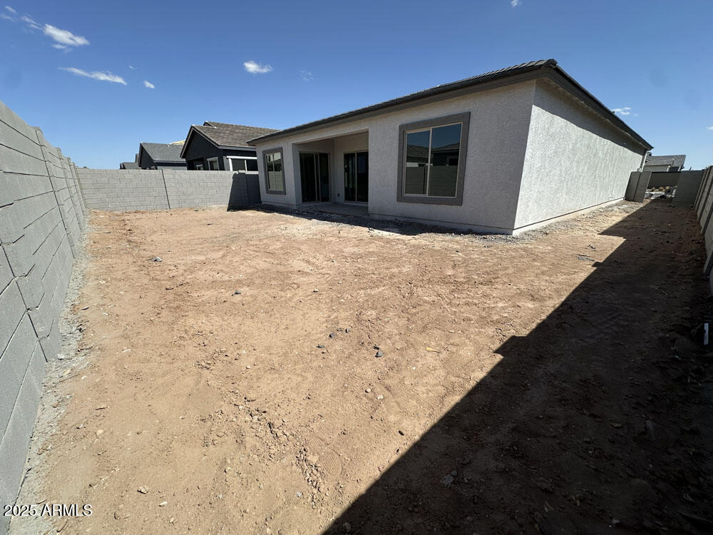 11426 E UTOPIA Avenue