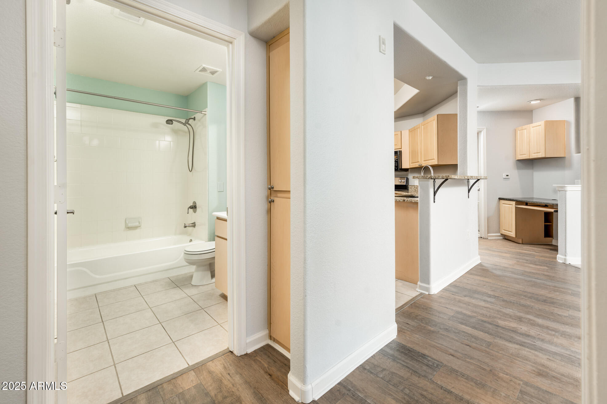 5303 N 7TH Street # 109
