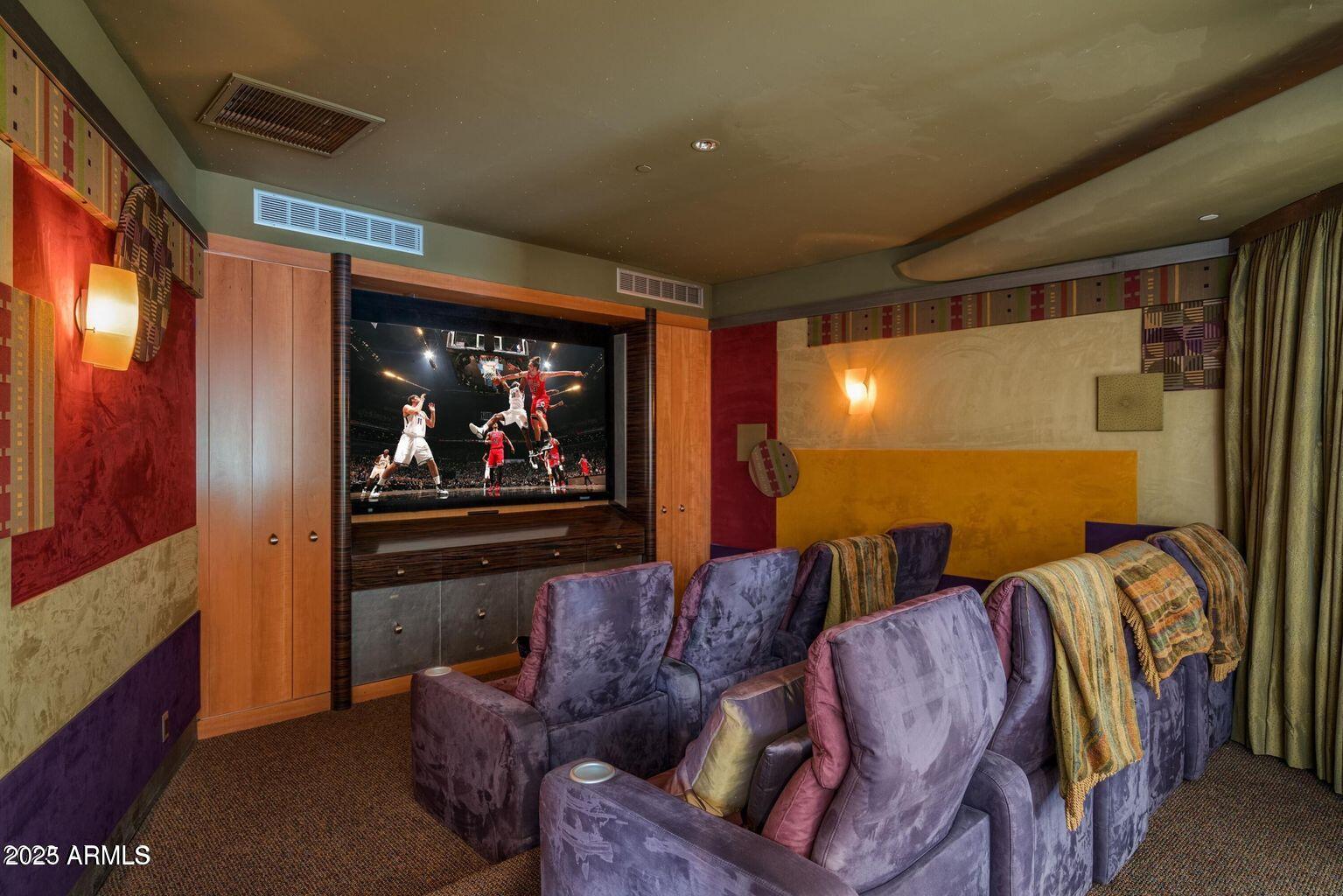 4550 E FOOTHILL Drive