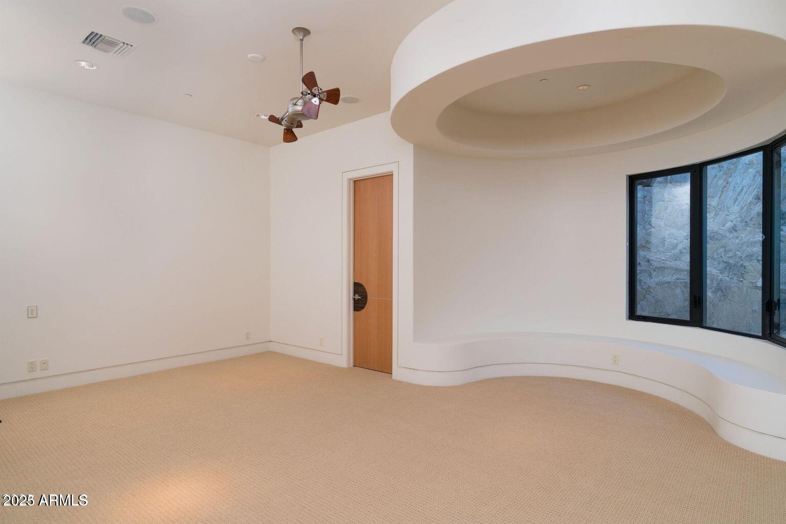 4550 E FOOTHILL Drive