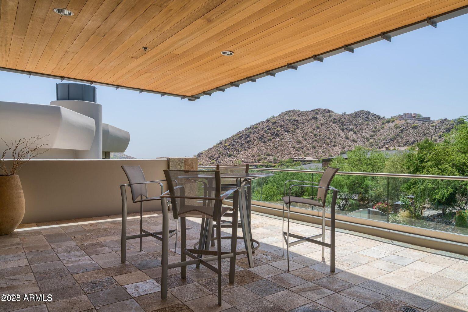 4550 E FOOTHILL Drive