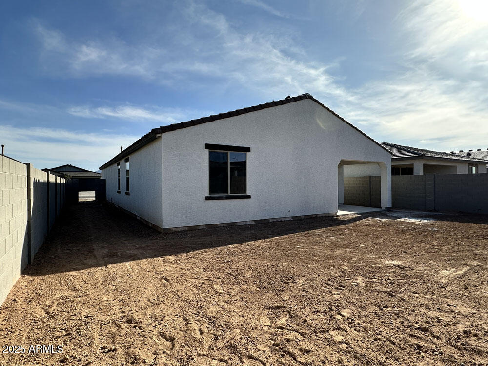 5628 W SUMMERSIDE Road