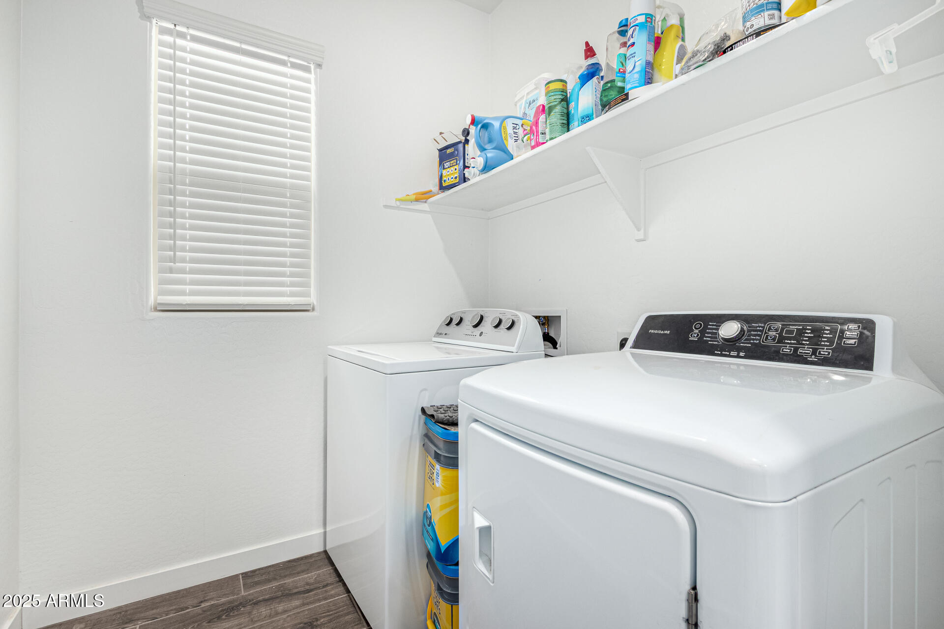 9823 E RED GIANT Drive