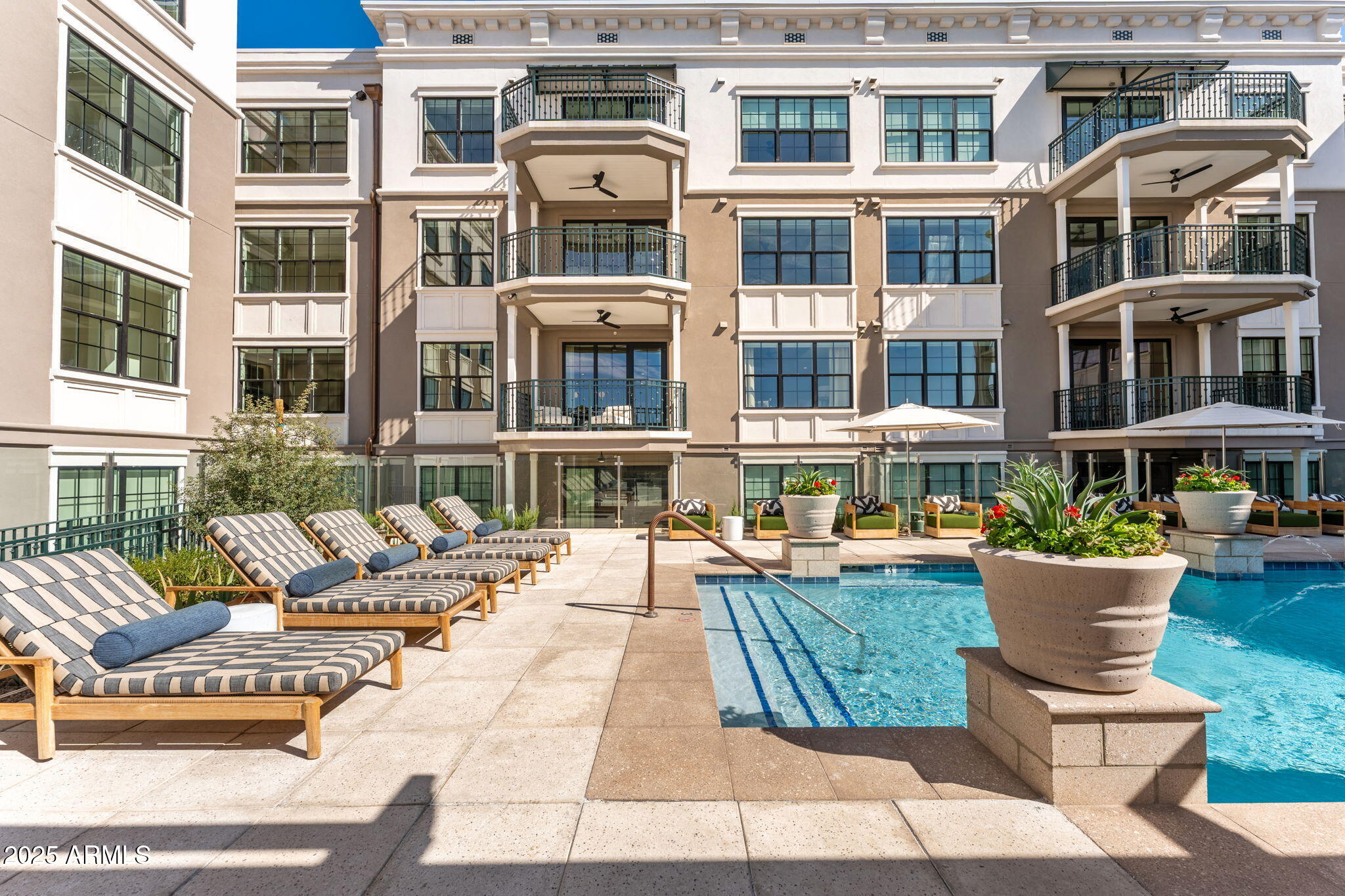 4240 E Camelback Road # 512