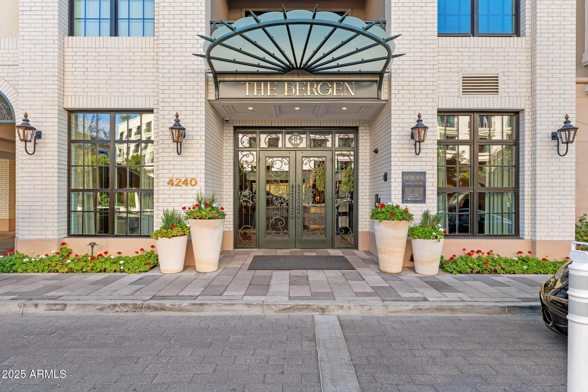 4240 E Camelback Road # 512
