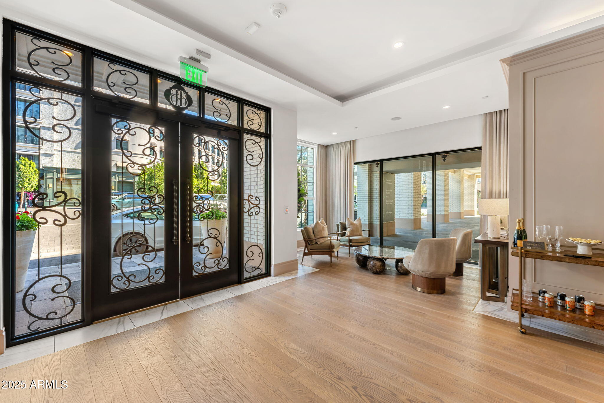 4240 E Camelback Road # 512