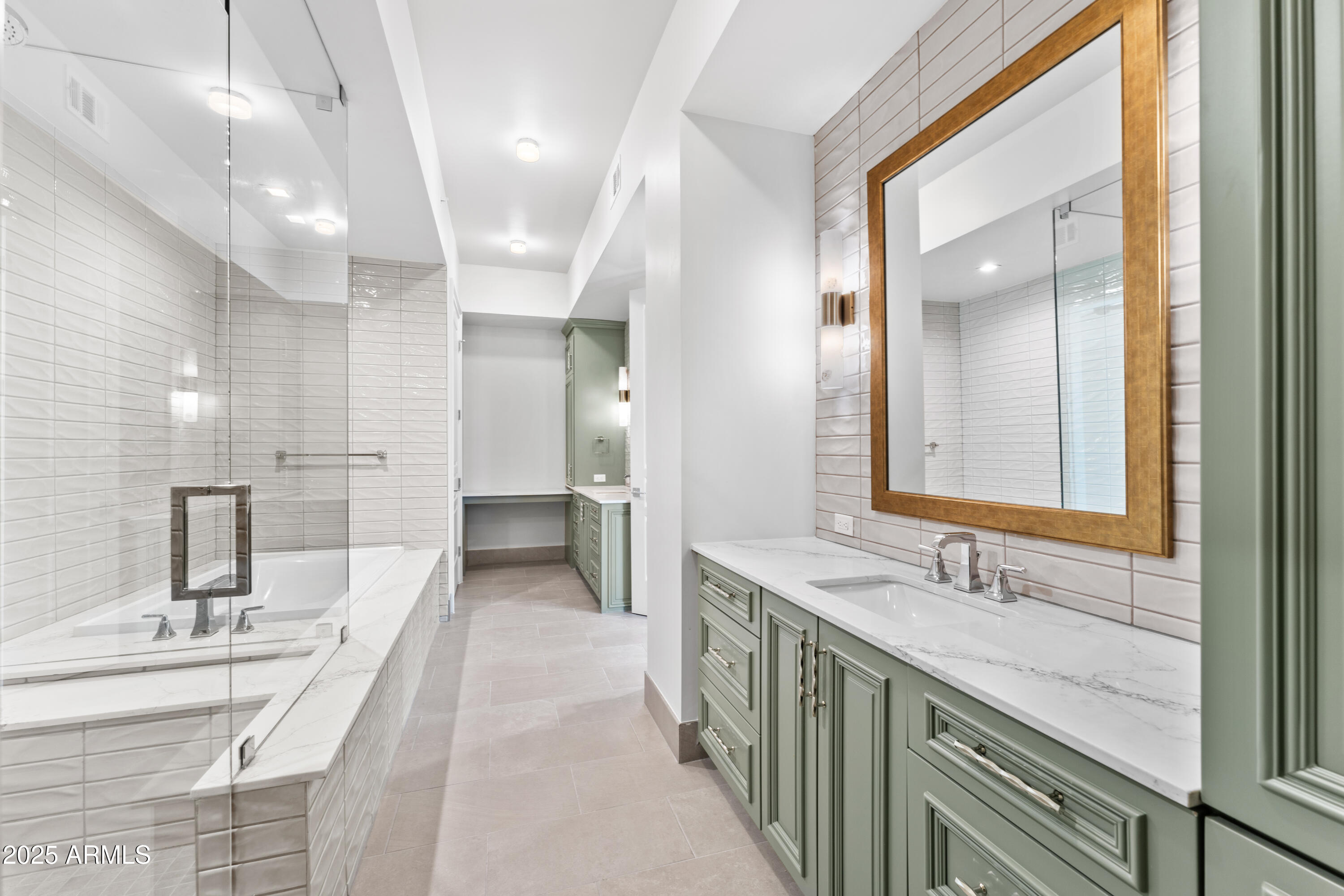 4240 E Camelback Road # 512