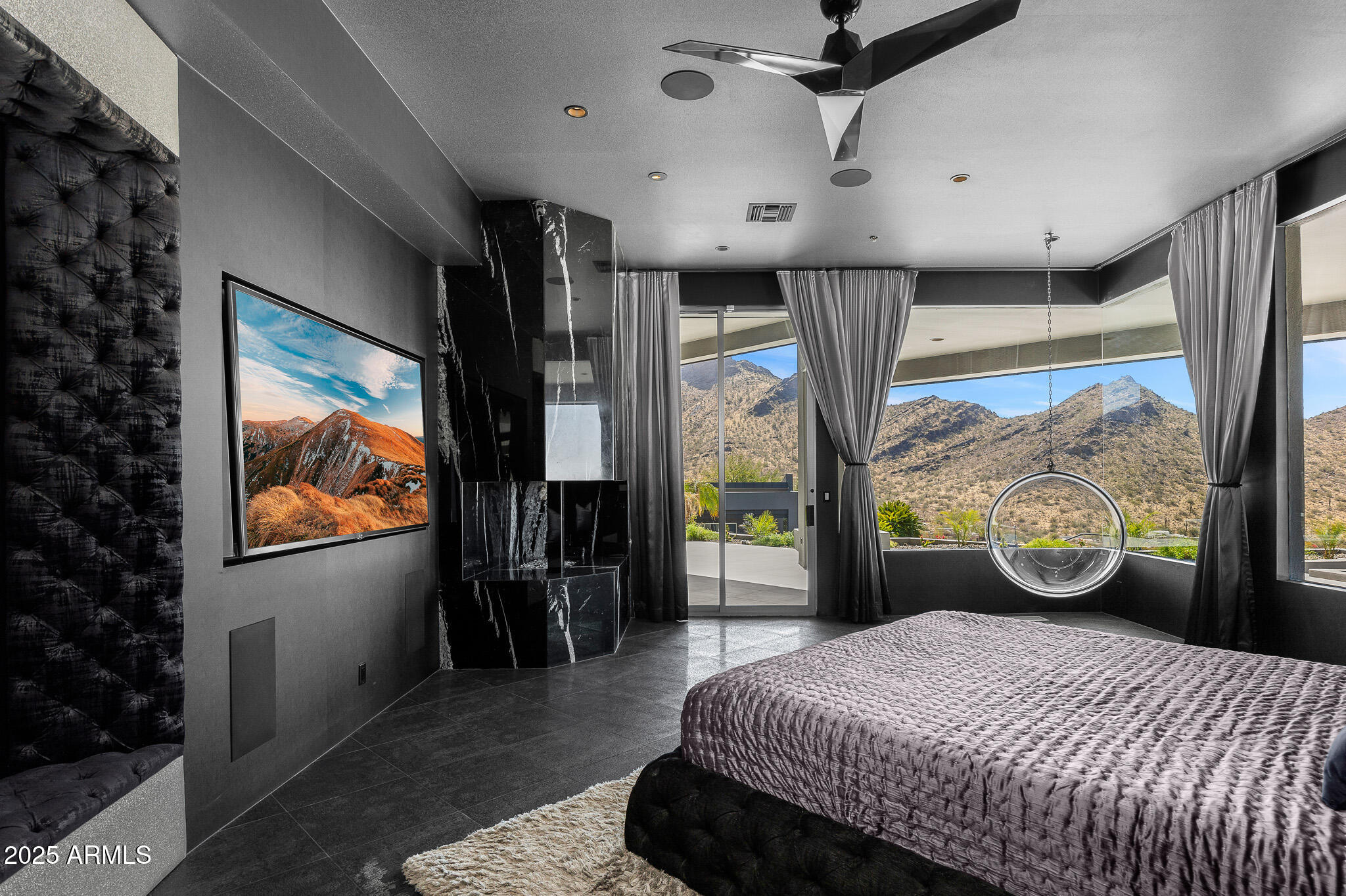 10324 E CALLE DE LAS BRISAS --