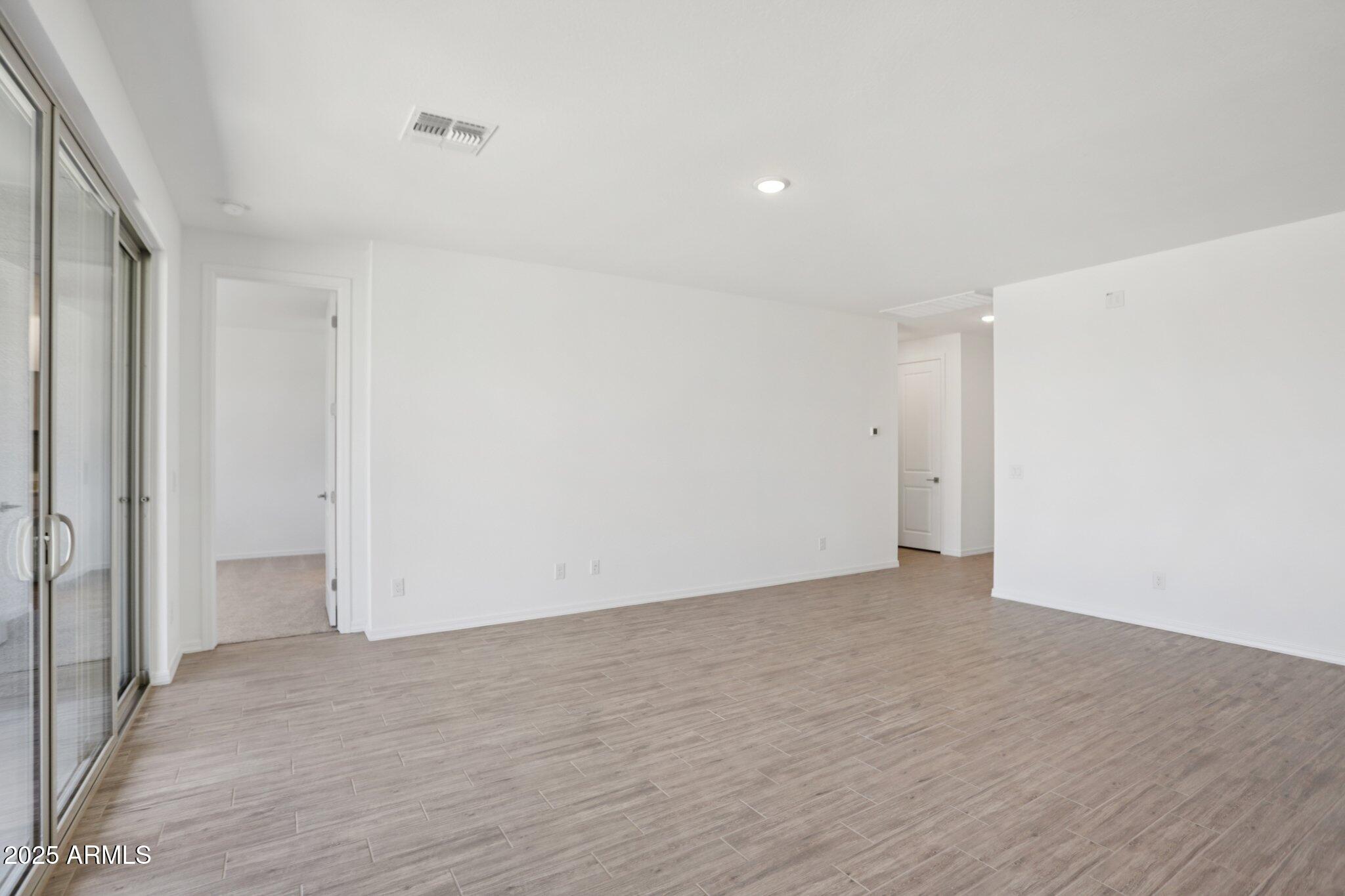 7701 W AVENIDA DEL REY --