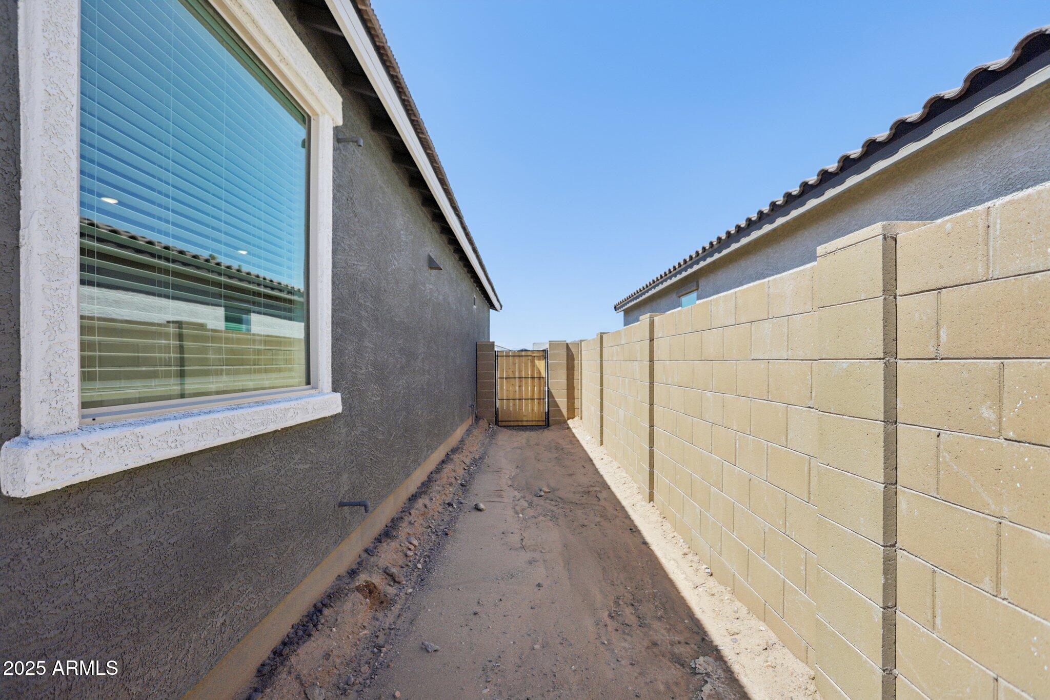 7701 W AVENIDA DEL REY --