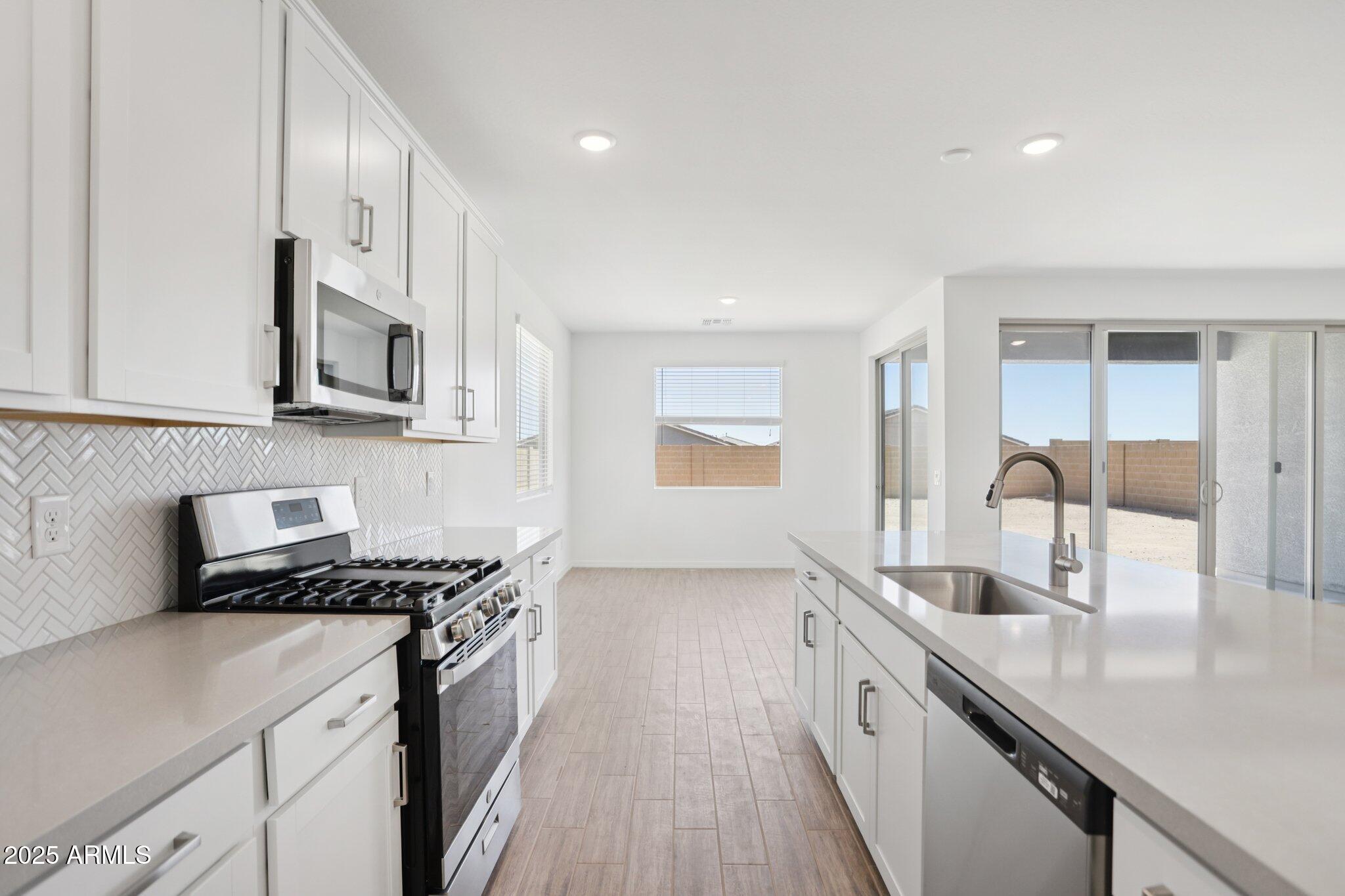 7701 W AVENIDA DEL REY --