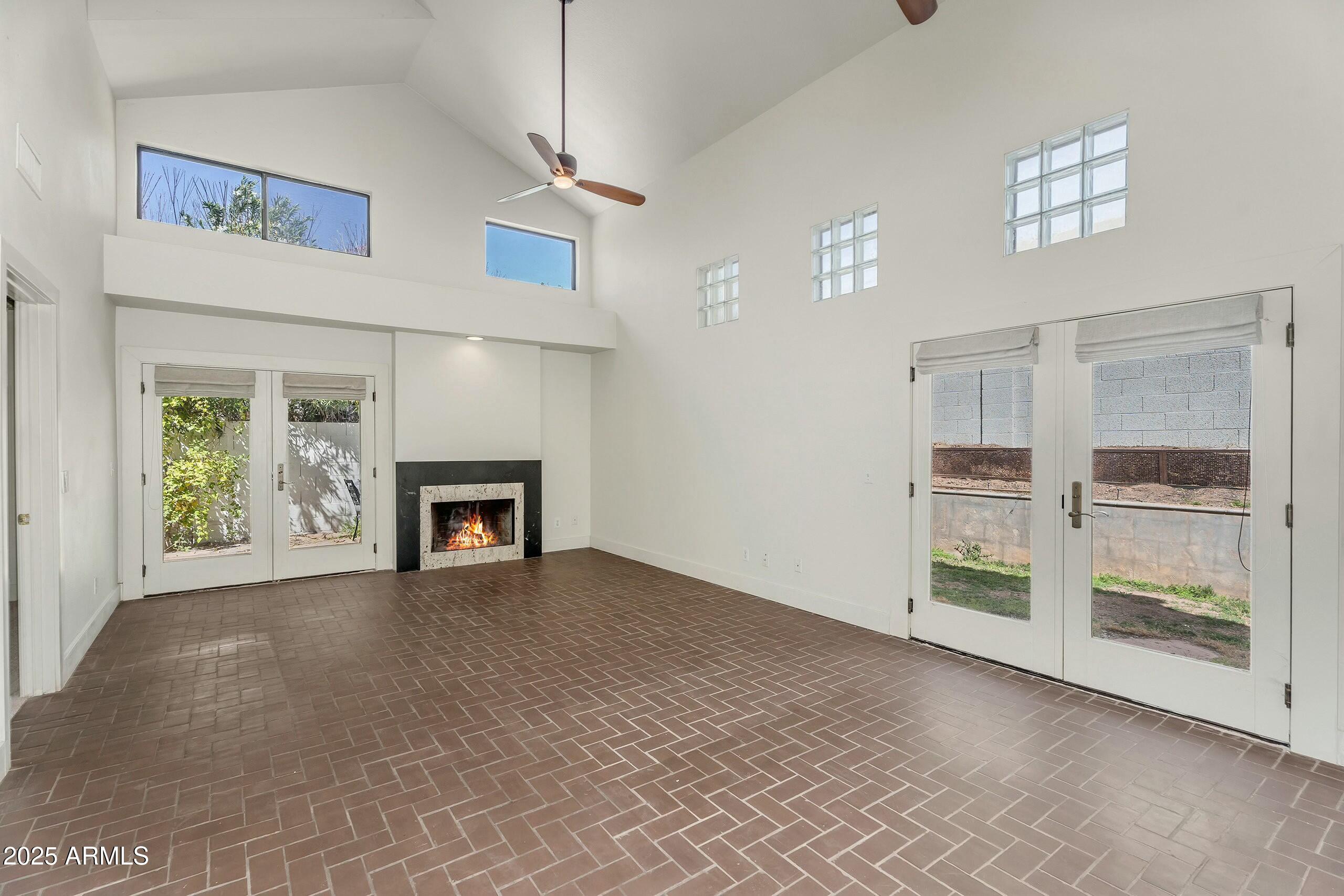 4225 N 21ST Street, 22