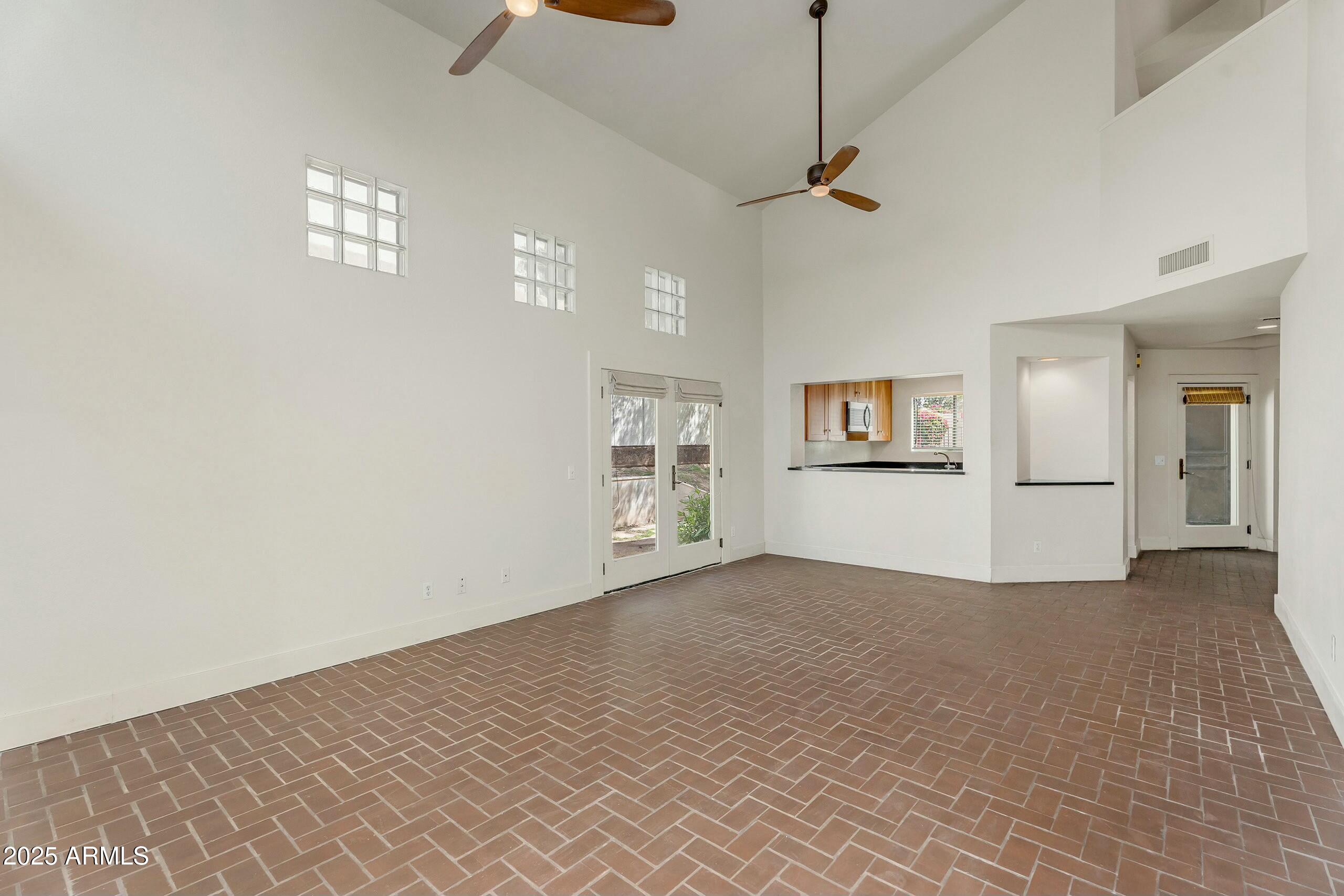 4225 N 21ST Street, 22