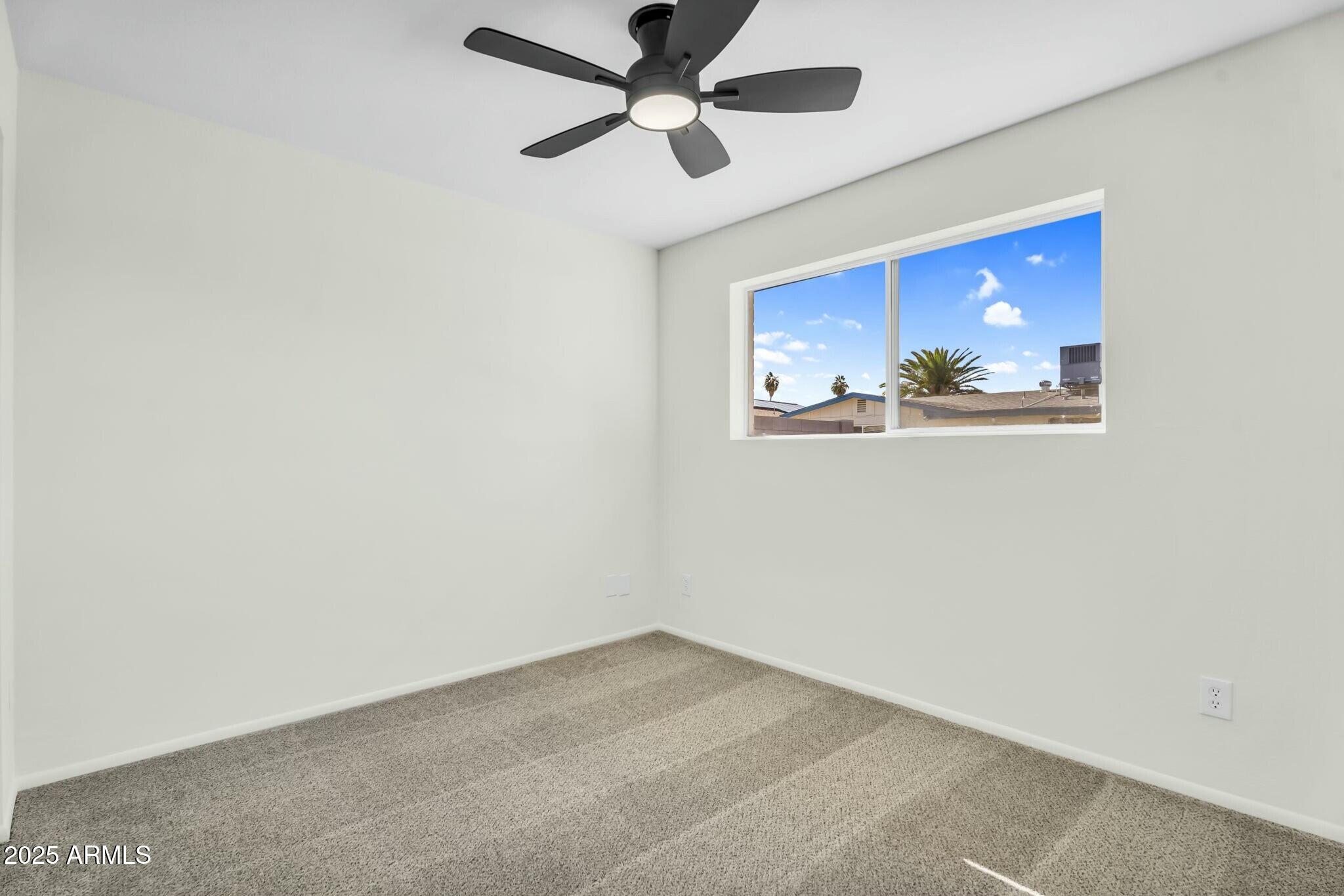 4743 W LAUREL Lane