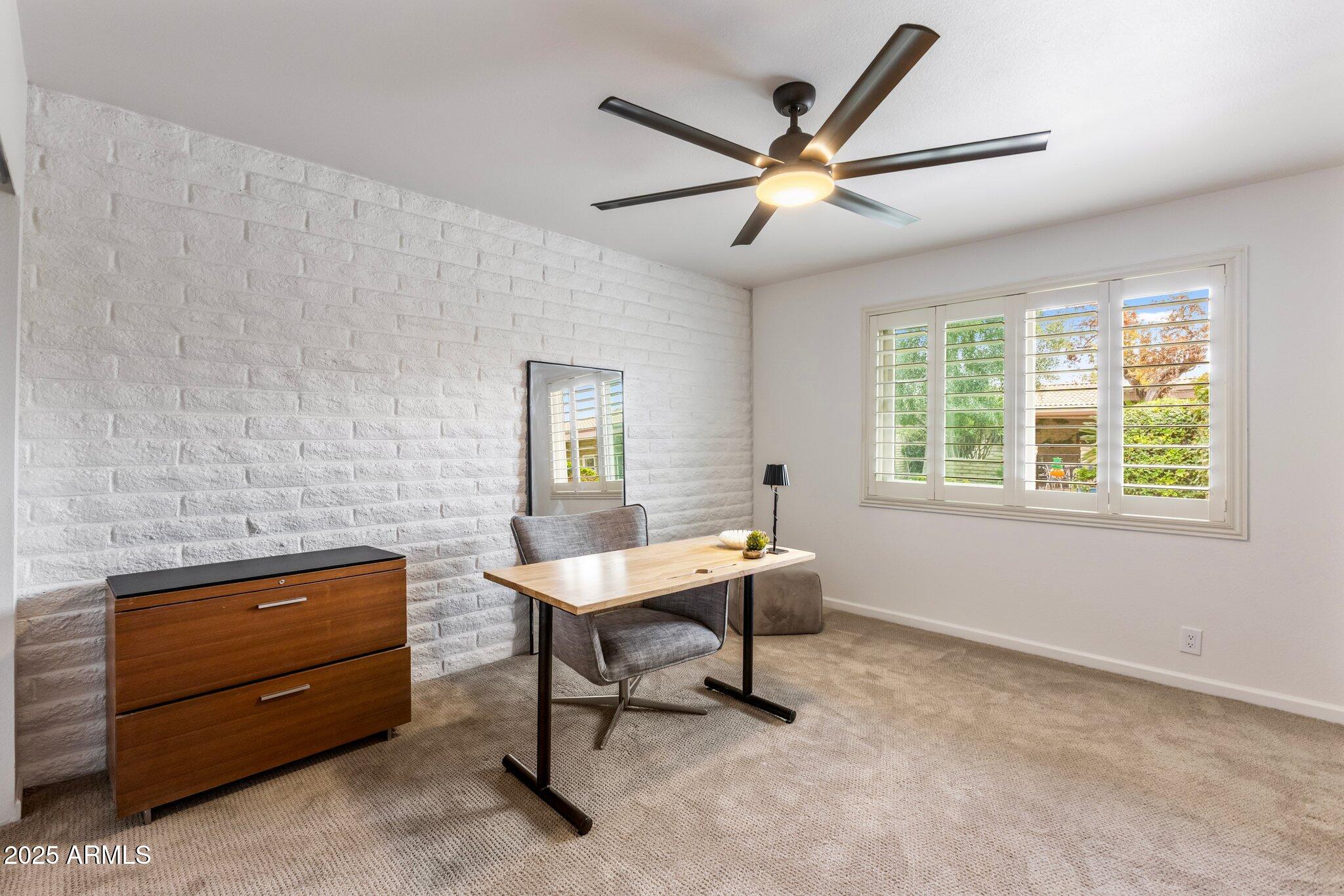 4800 N 68TH Street # 109