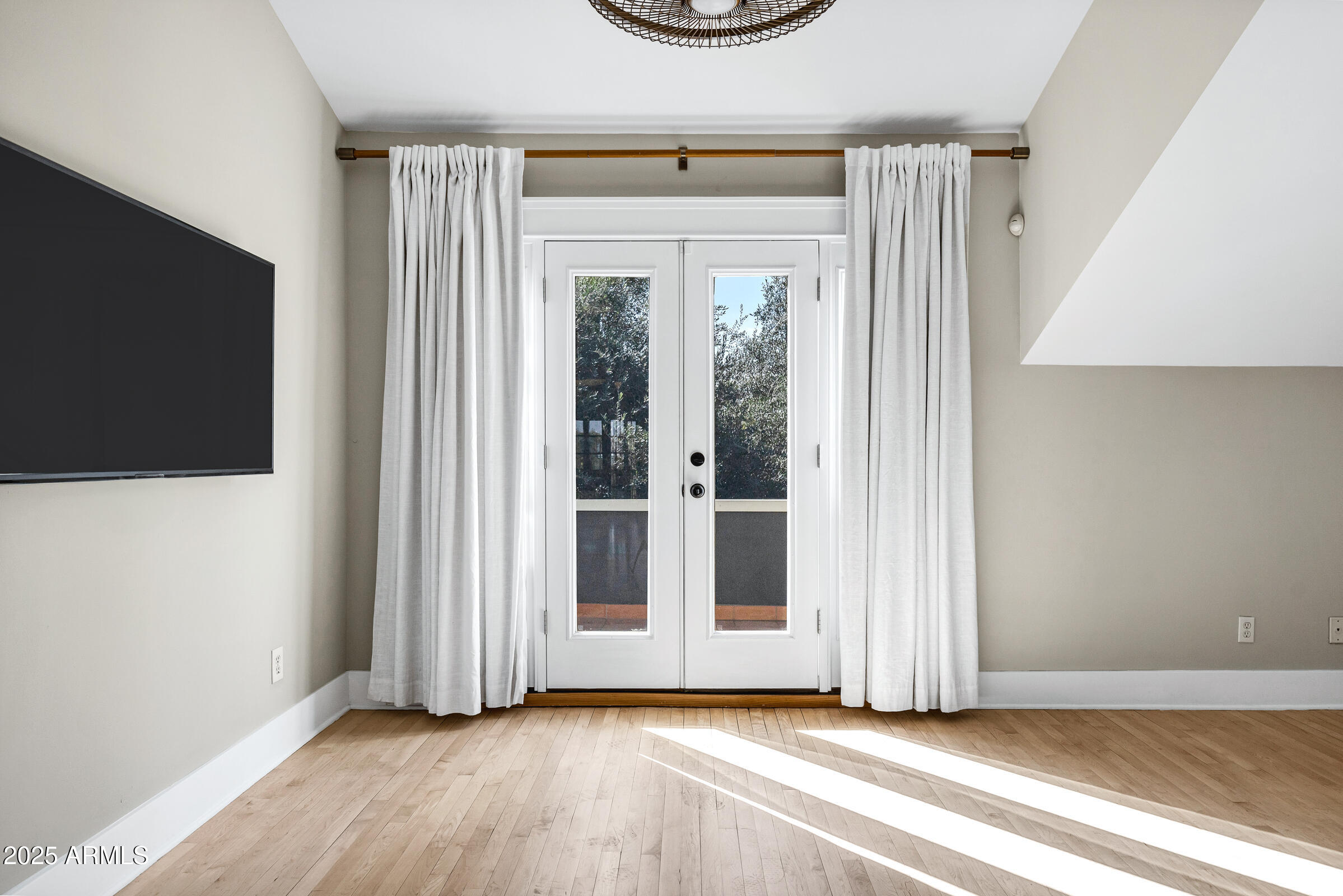 348 W PORTLAND Street