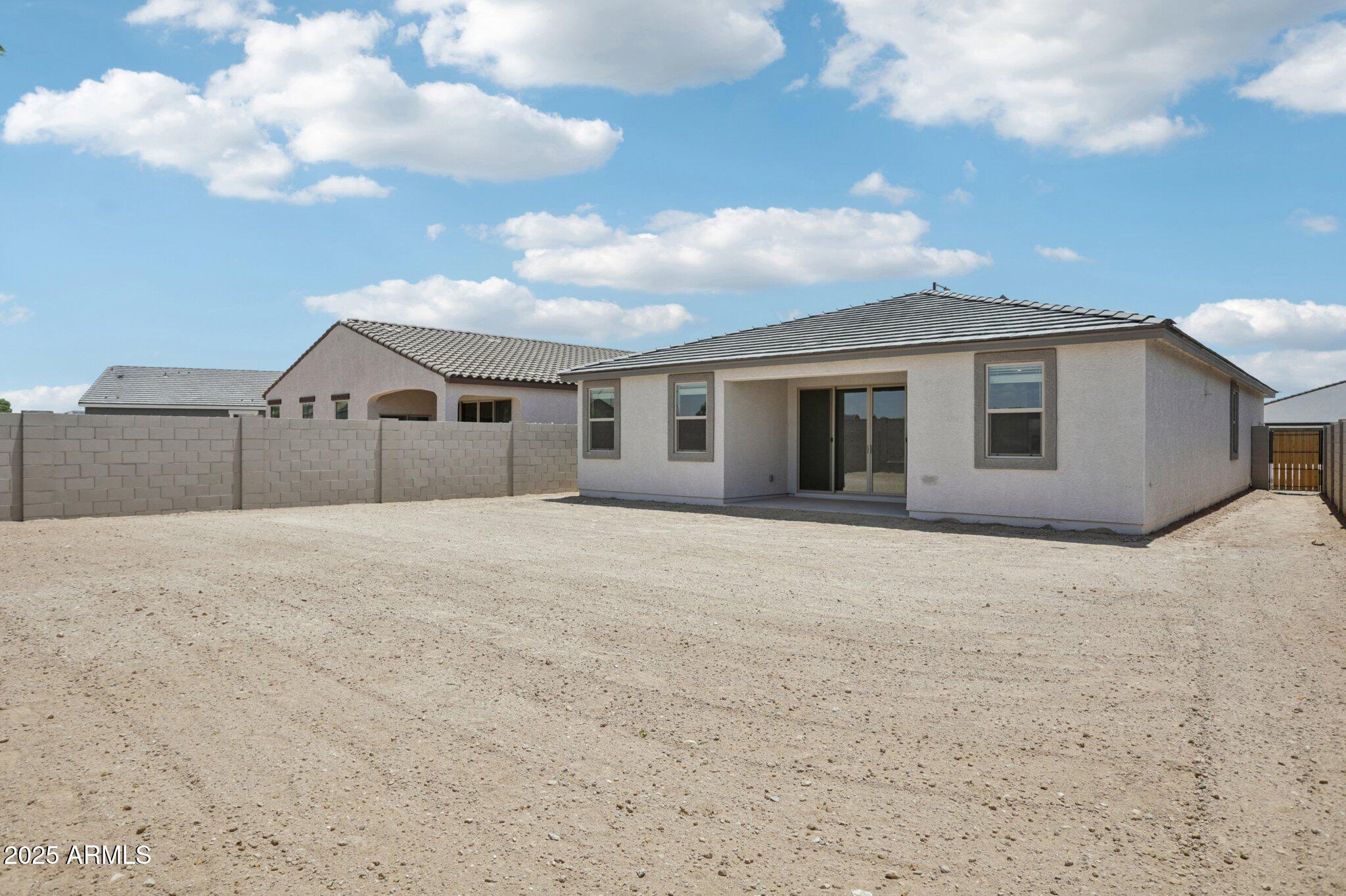 24088 W BOWKER Street