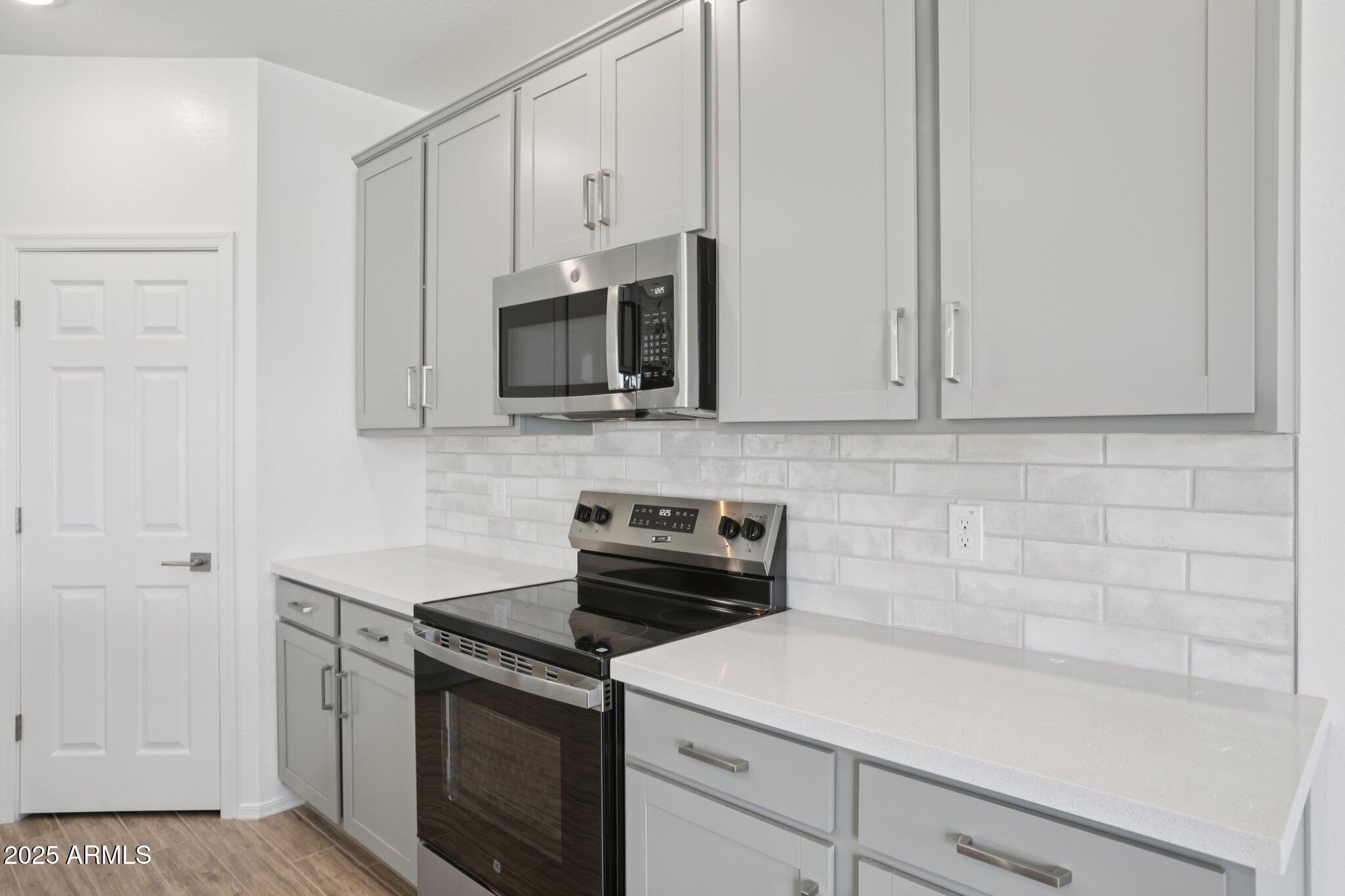 24088 W BOWKER Street