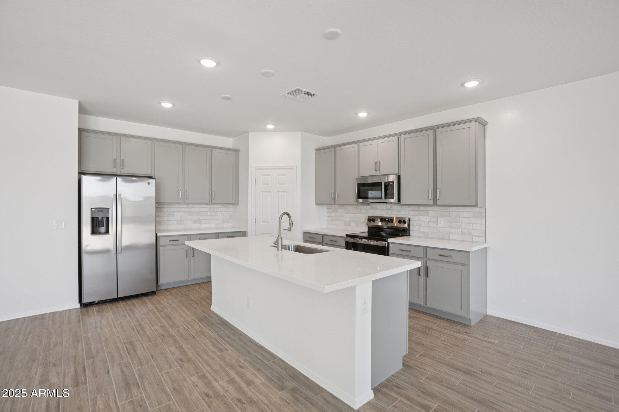 24088 W BOWKER Street