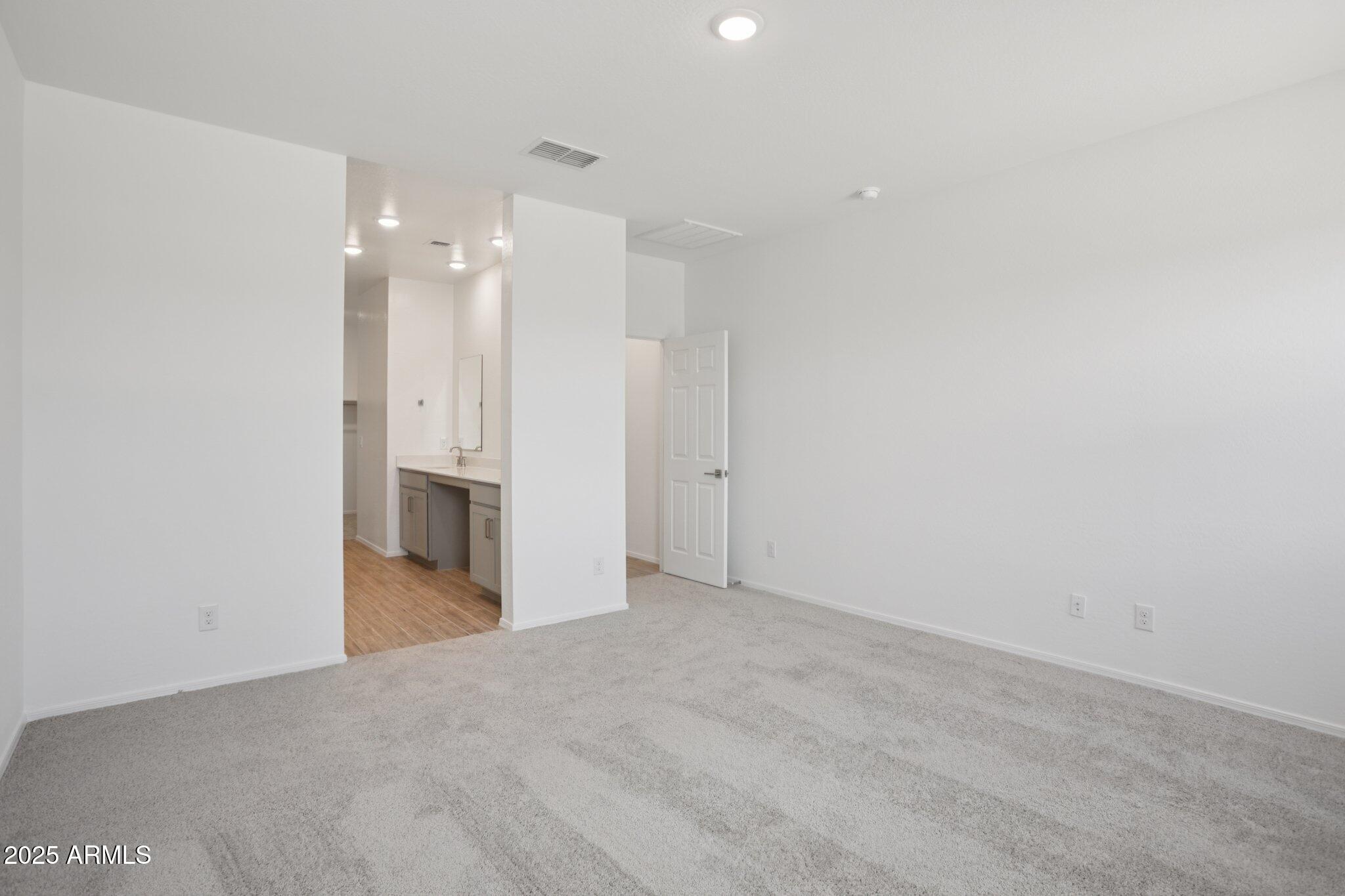 24088 W BOWKER Street