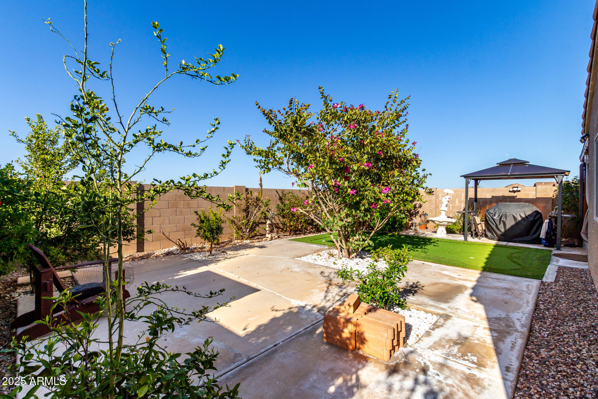 13070 E DESERT LILY Lane