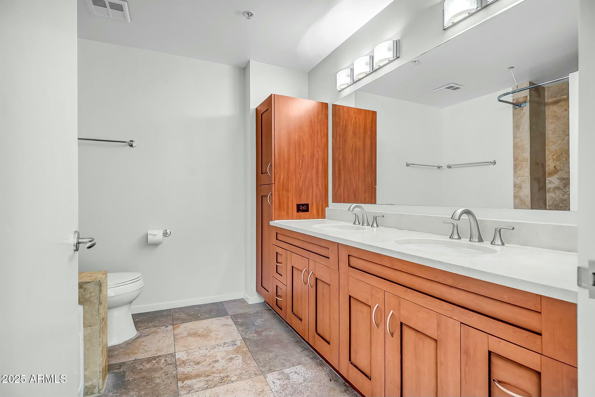 7137 E RANCHO VISTA Drive # 6009