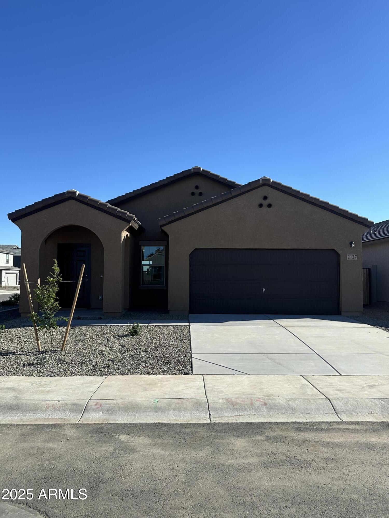 2127 E BUCKING BRONCO Drive