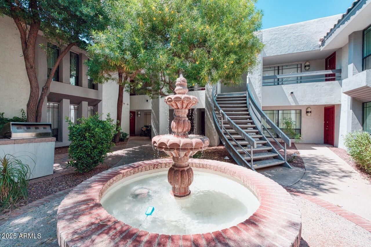 5221 N 24TH Street # 102