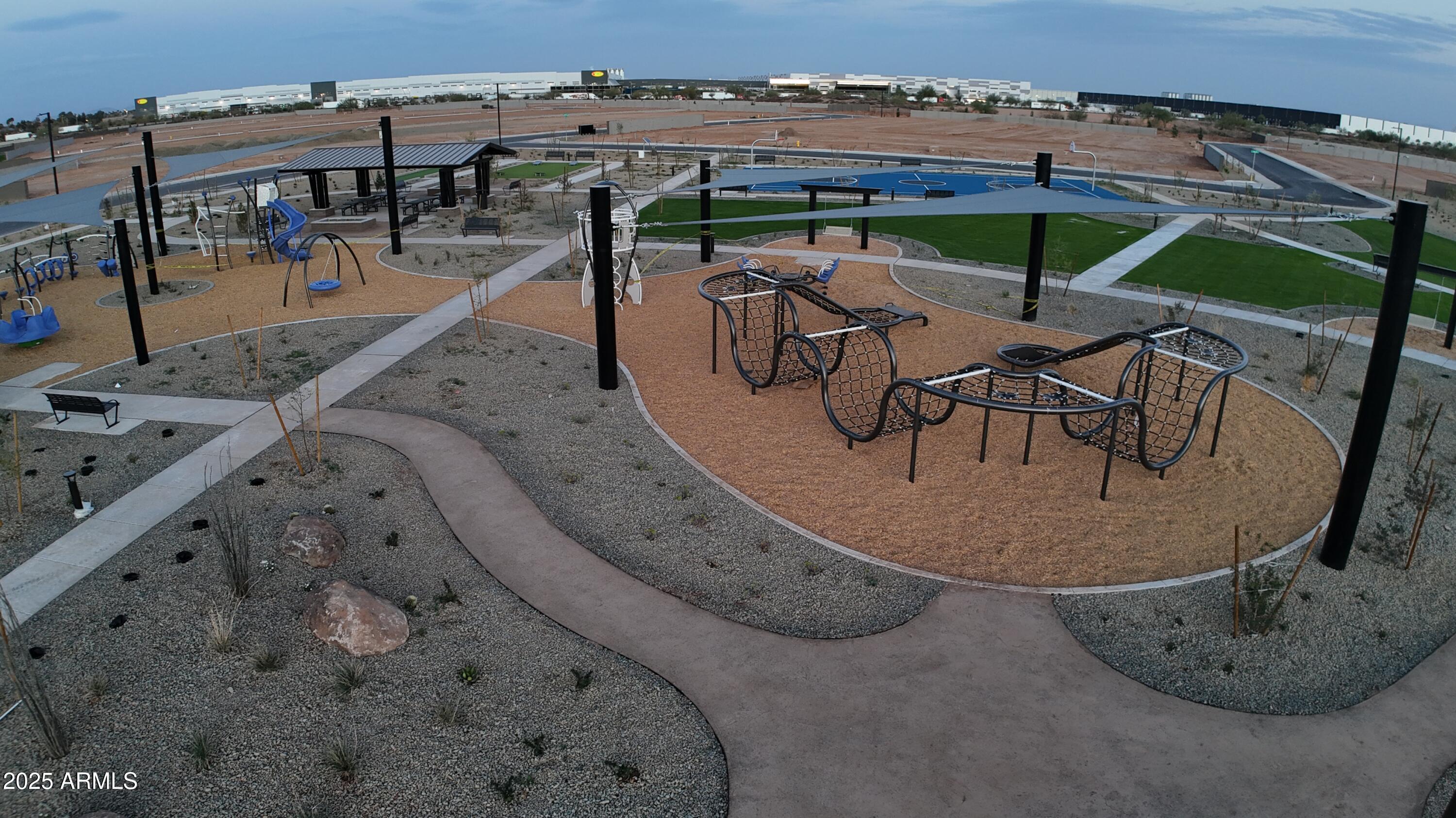 15660 W DEANNE Drive