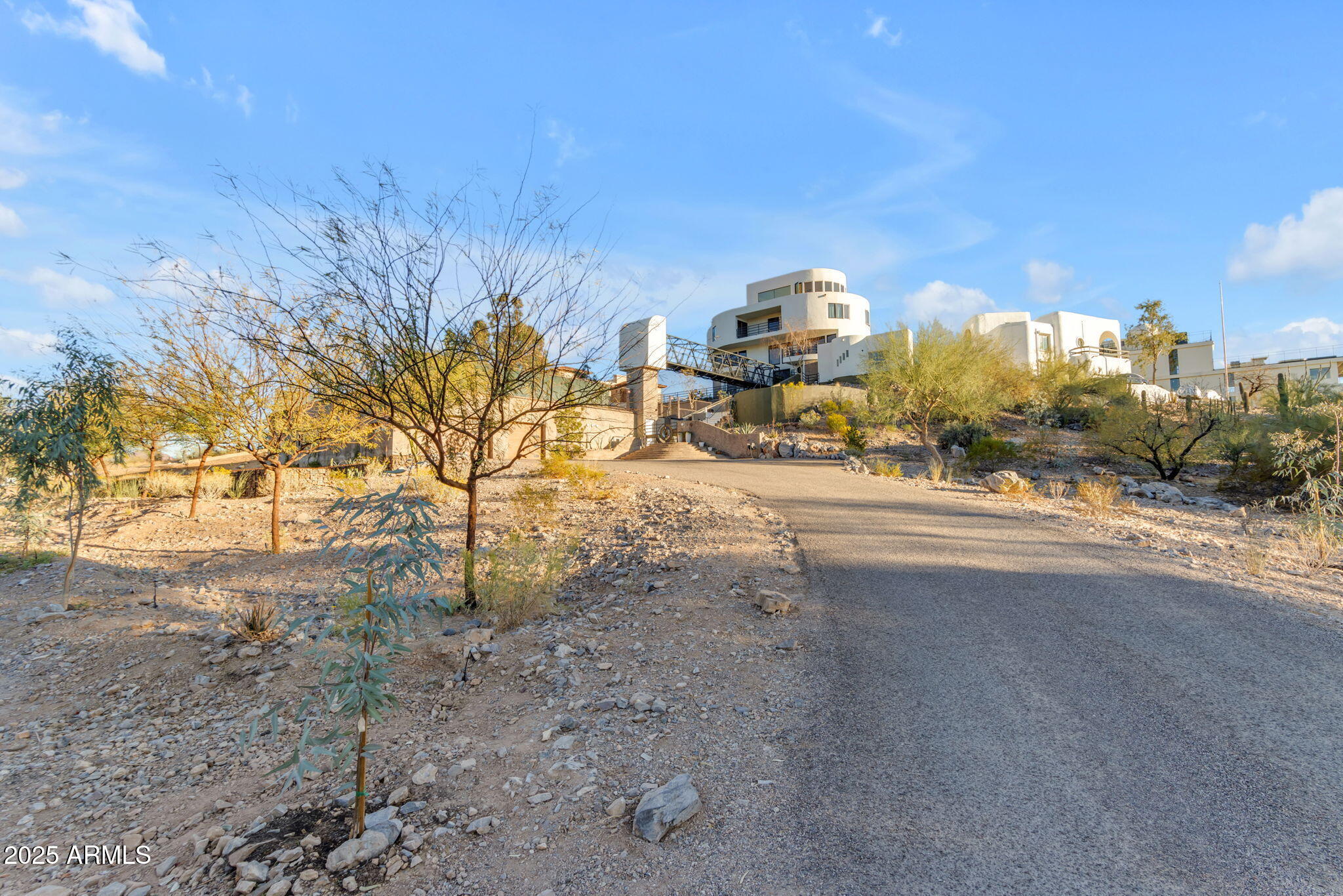 2121 E BETHANY HOME(GUEST HOUSE ONLY) Road
