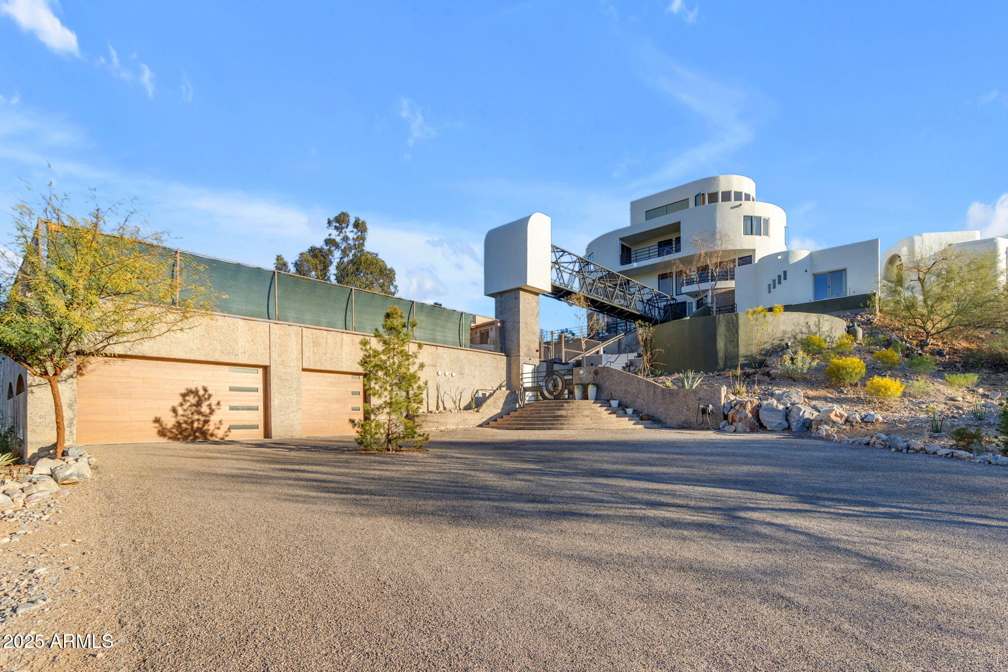 2121 E BETHANY HOME(GUEST HOUSE ONLY) Road