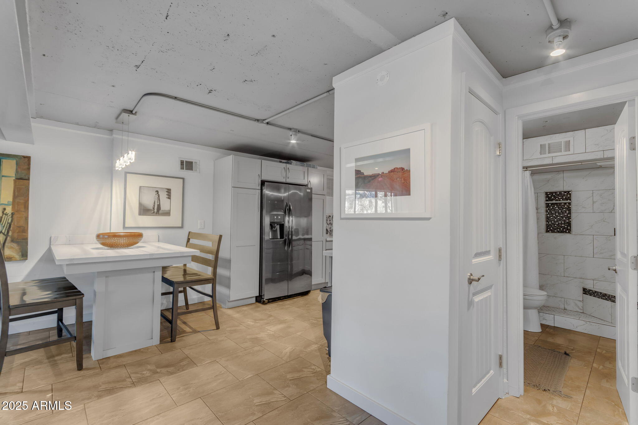 2121 E BETHANY HOME(GUEST HOUSE ONLY) Road