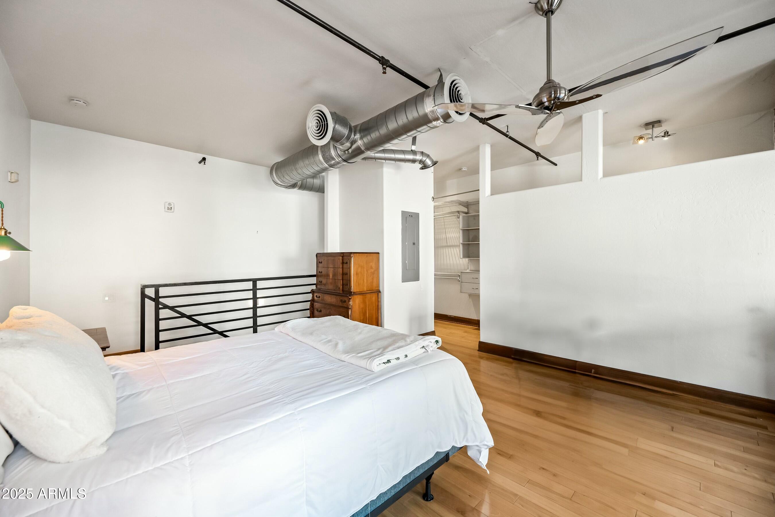 387 N 2ND Avenue # E2