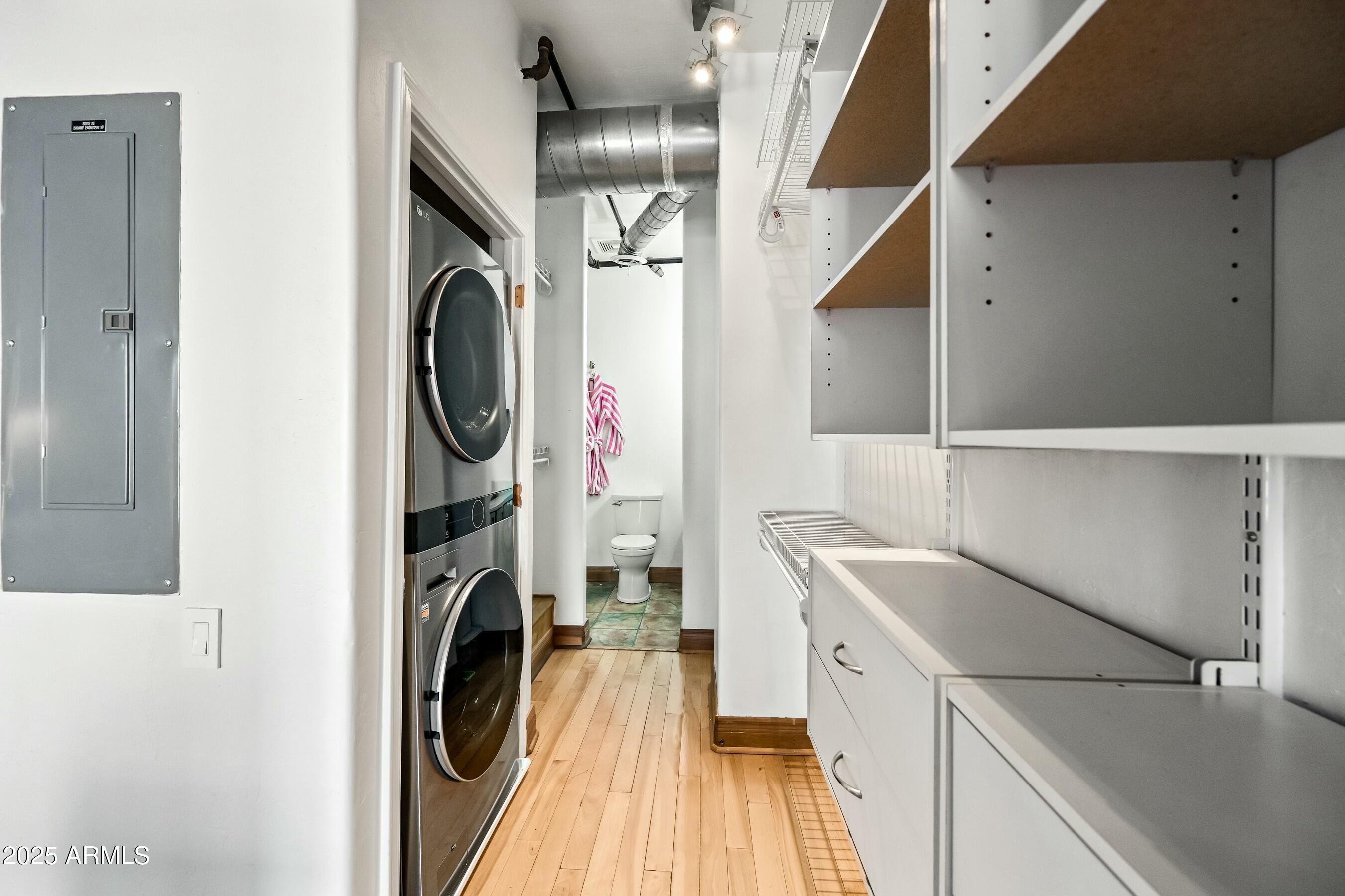 387 N 2ND Avenue # E2