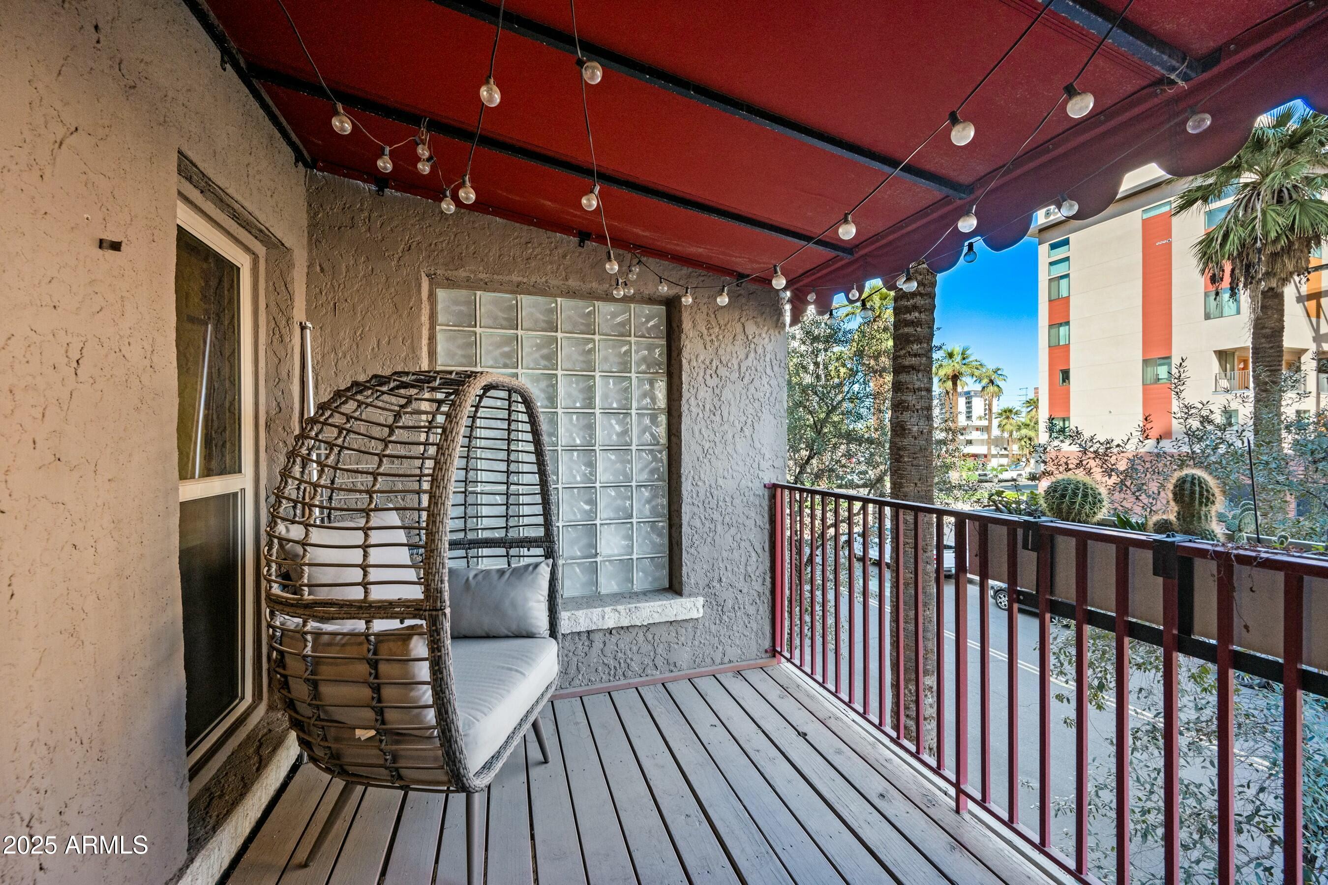 387 N 2ND Avenue # E2