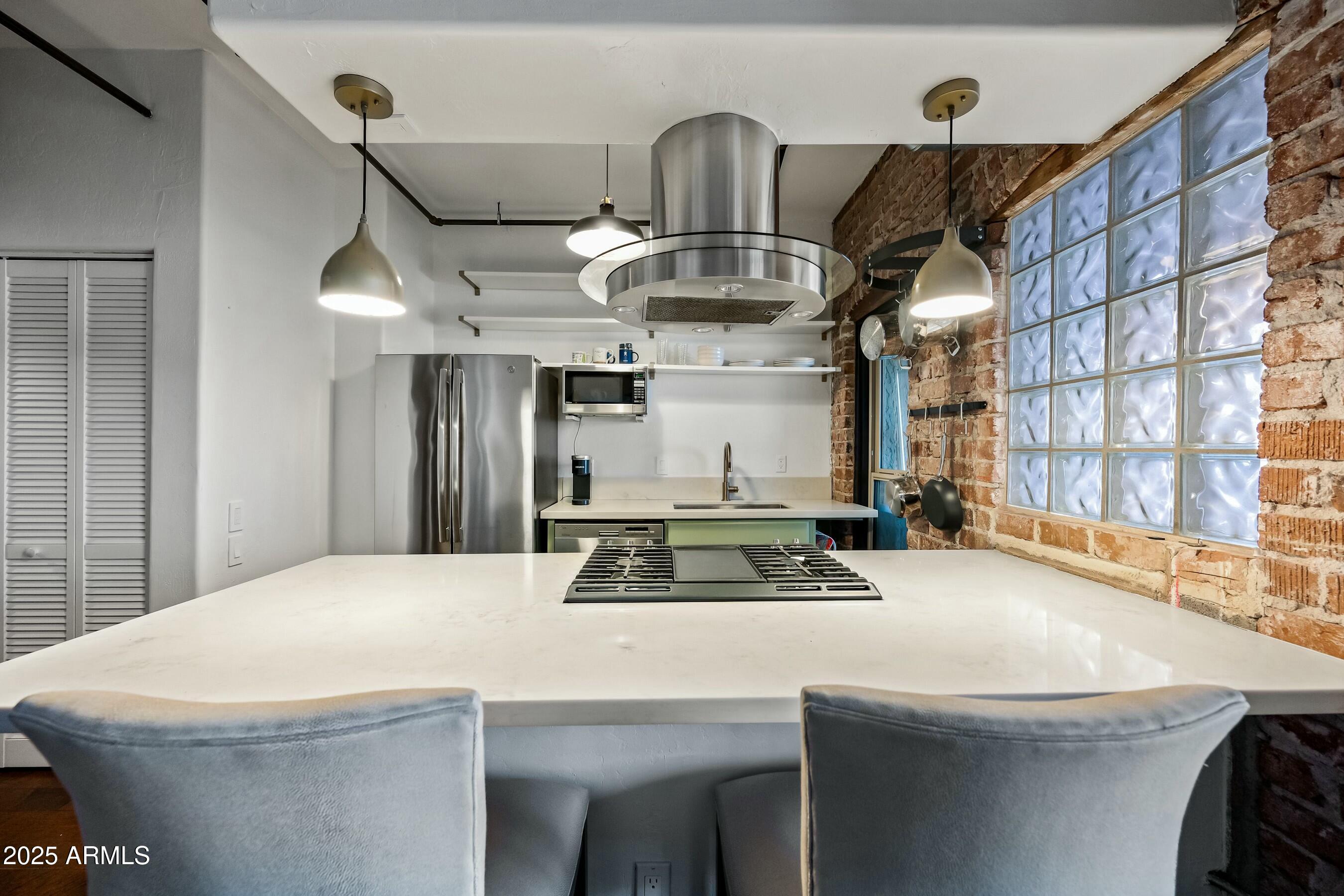 387 N 2ND Avenue # E2