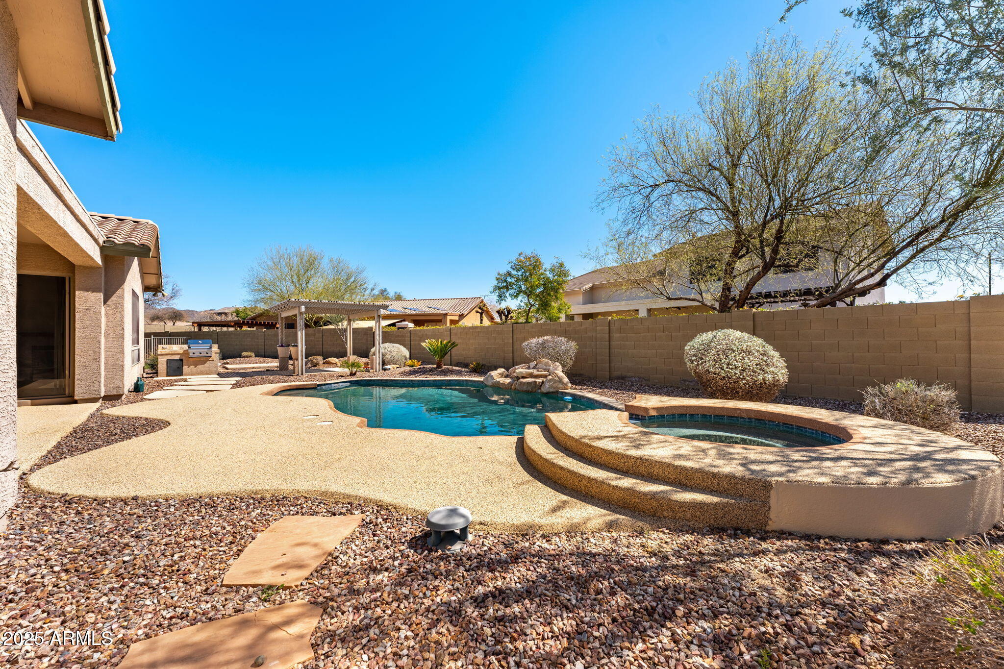 40533 N CROSS TIMBERS Trail