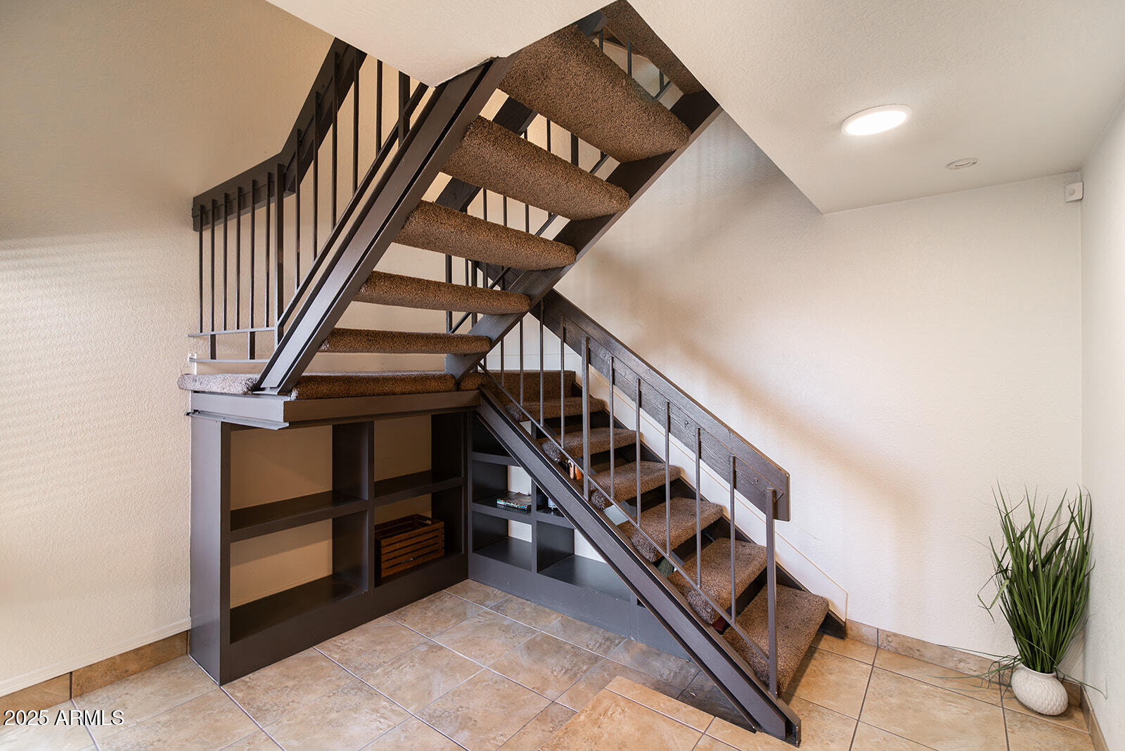 7930 E ARLINGTON Road # 8