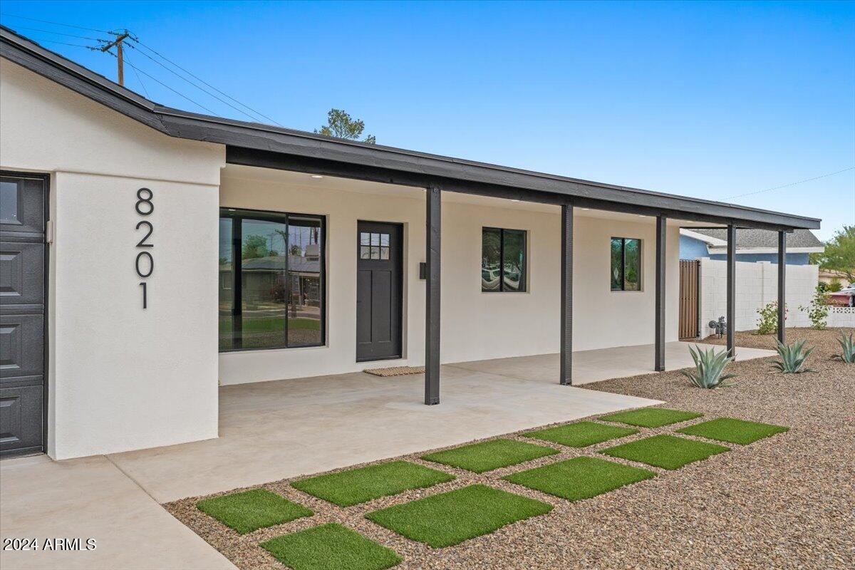 8201 E CYPRESS Street