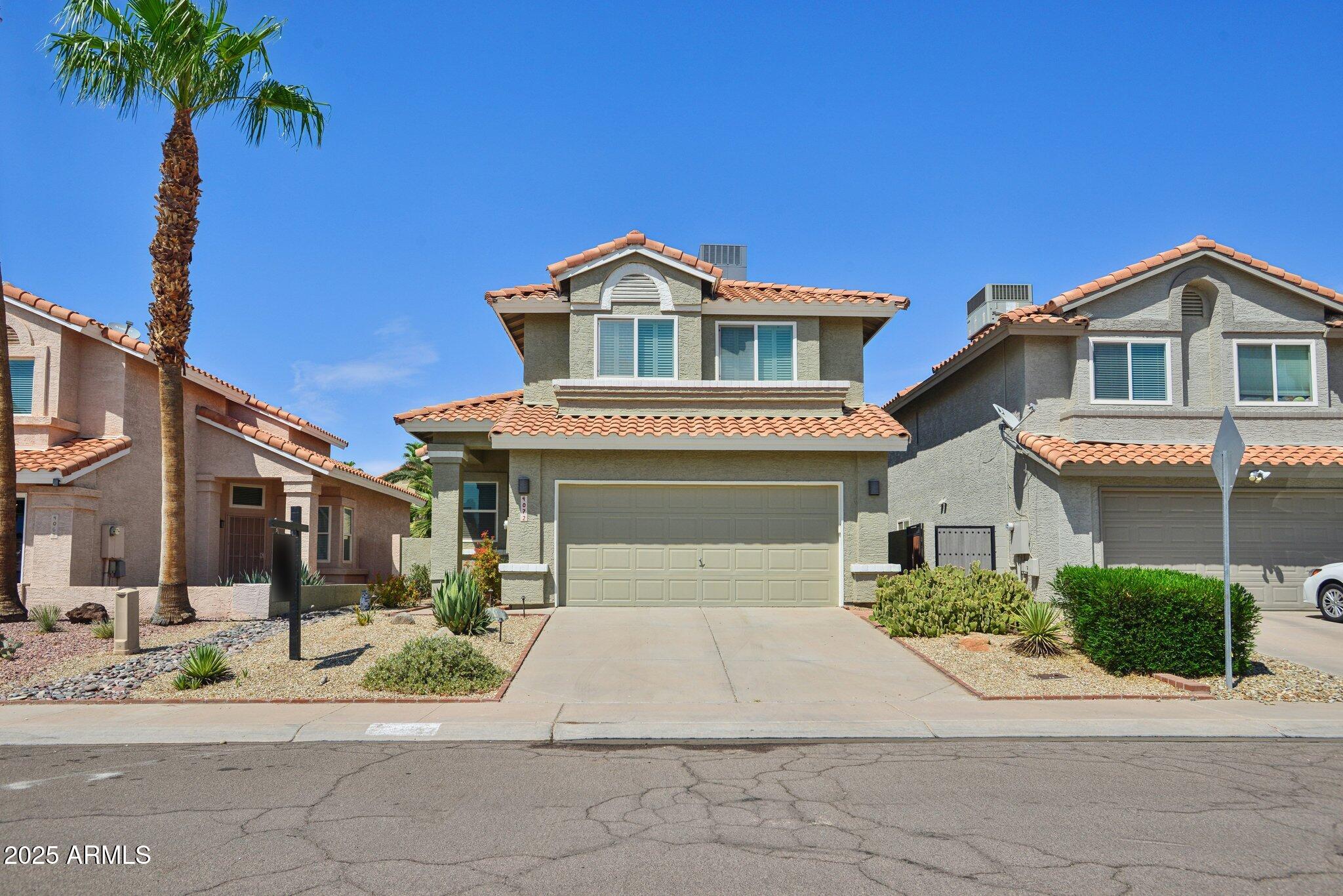 4072 E MOUNTAIN VISTA Drive